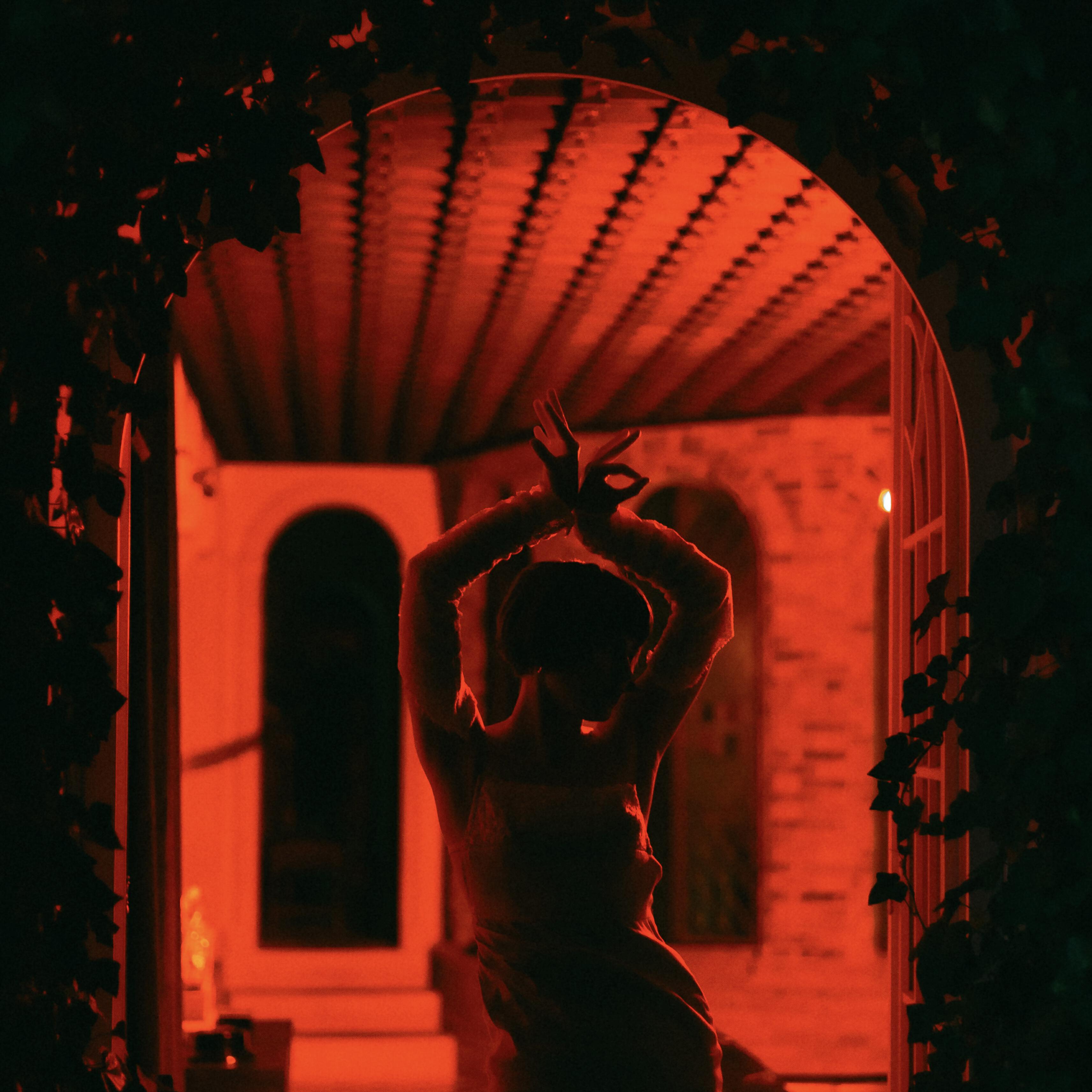 Релиз Dance on my own