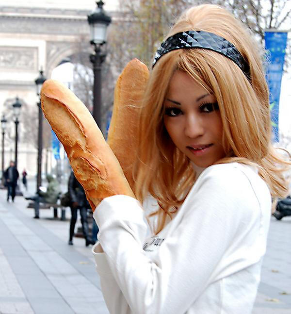 Baguette Bardot