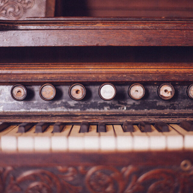 Релиз ”Instant Piano Classics - a Timeless Collection of Love and Romance for Passion and Relaxation”