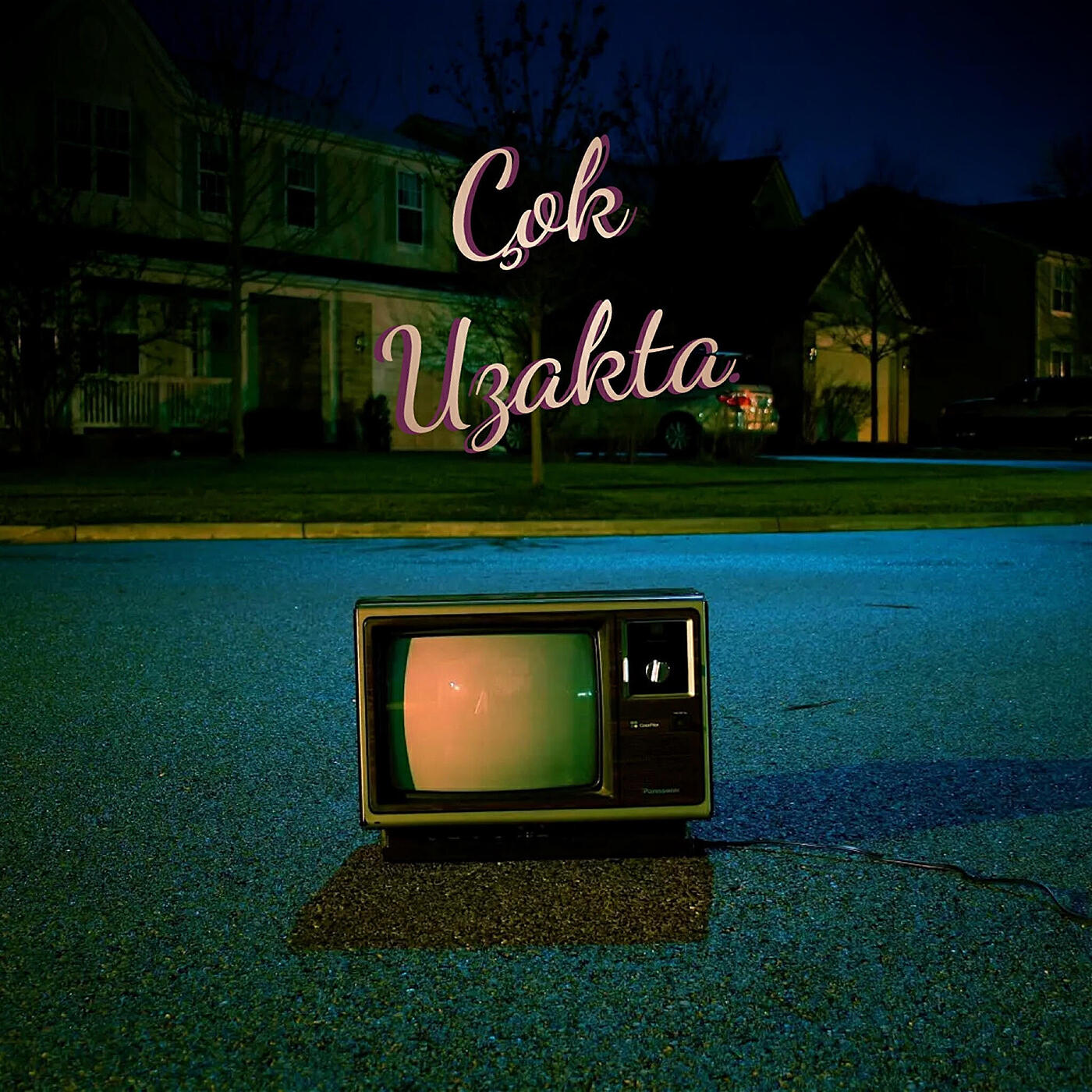 Релиз Çok Uzakta