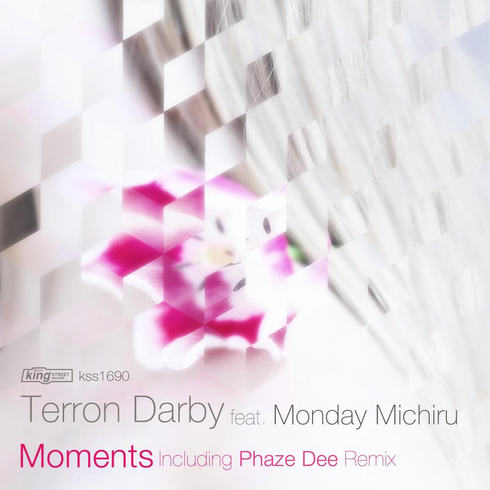 Релиз Moments