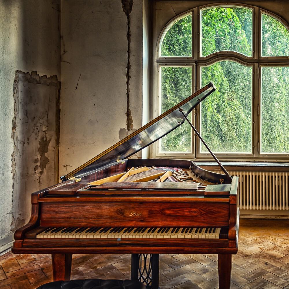 Релиз Whispering Keys