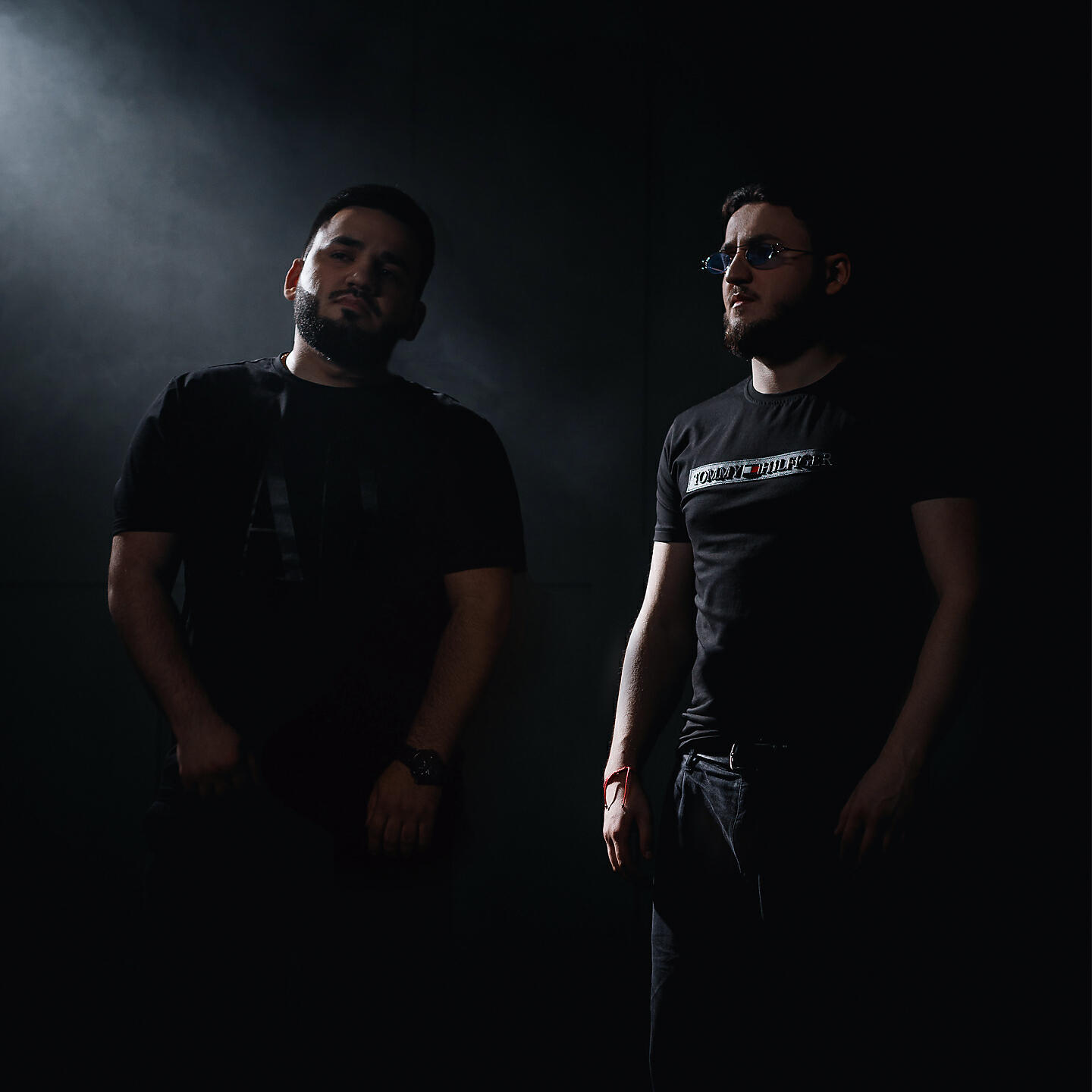 ADJO, Bary Adj - Образ