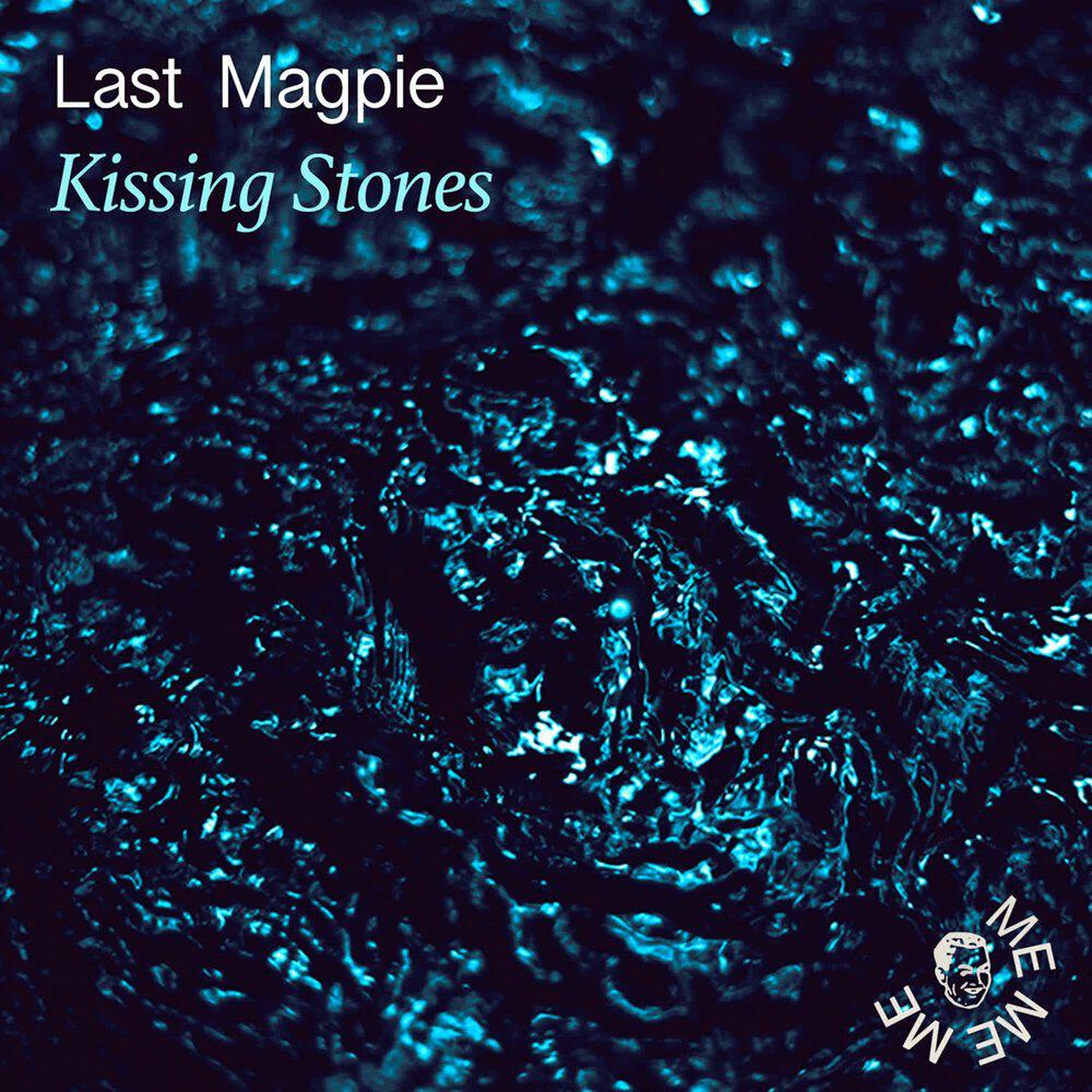 Релиз Kissing Stones