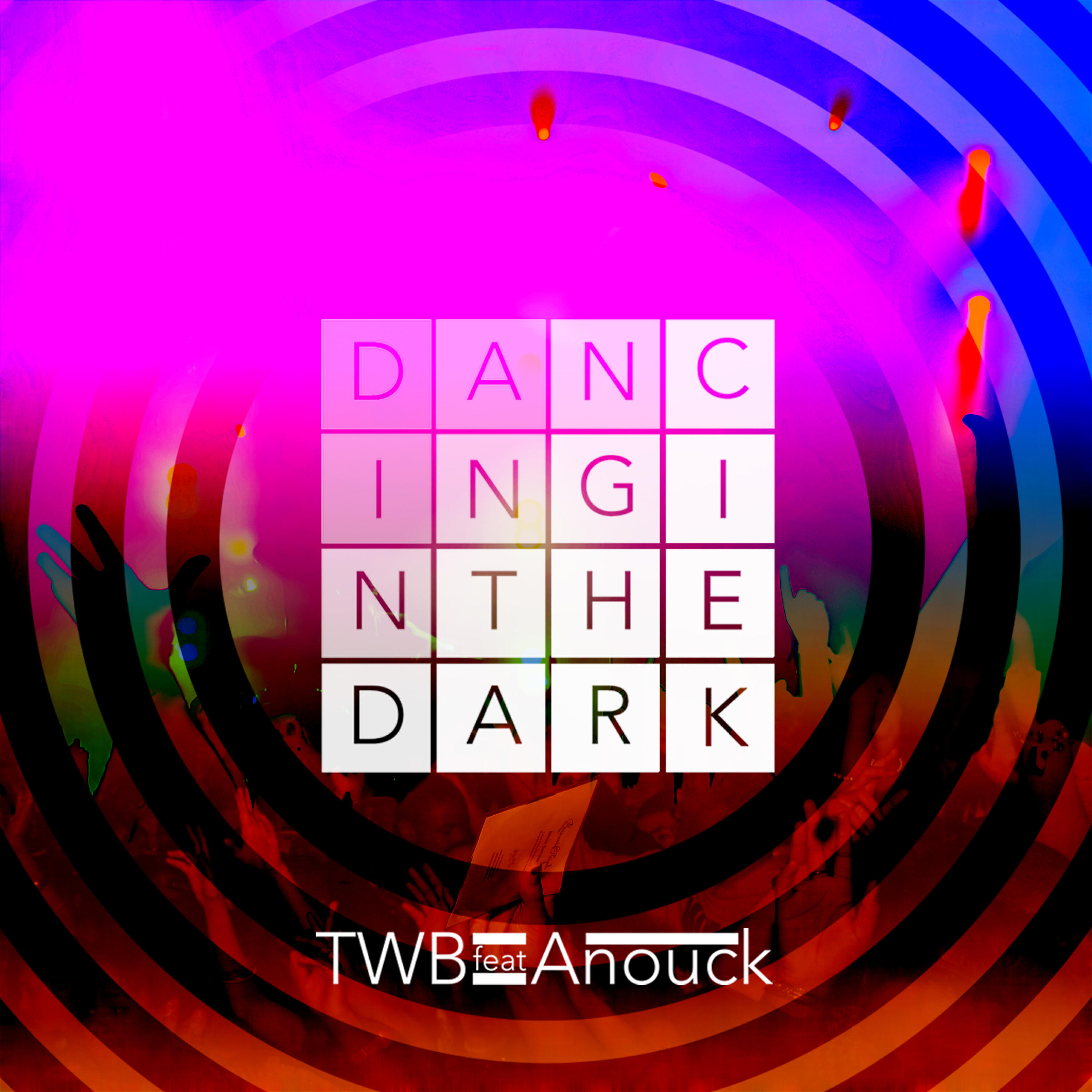 Релиз Dancing in the Dark