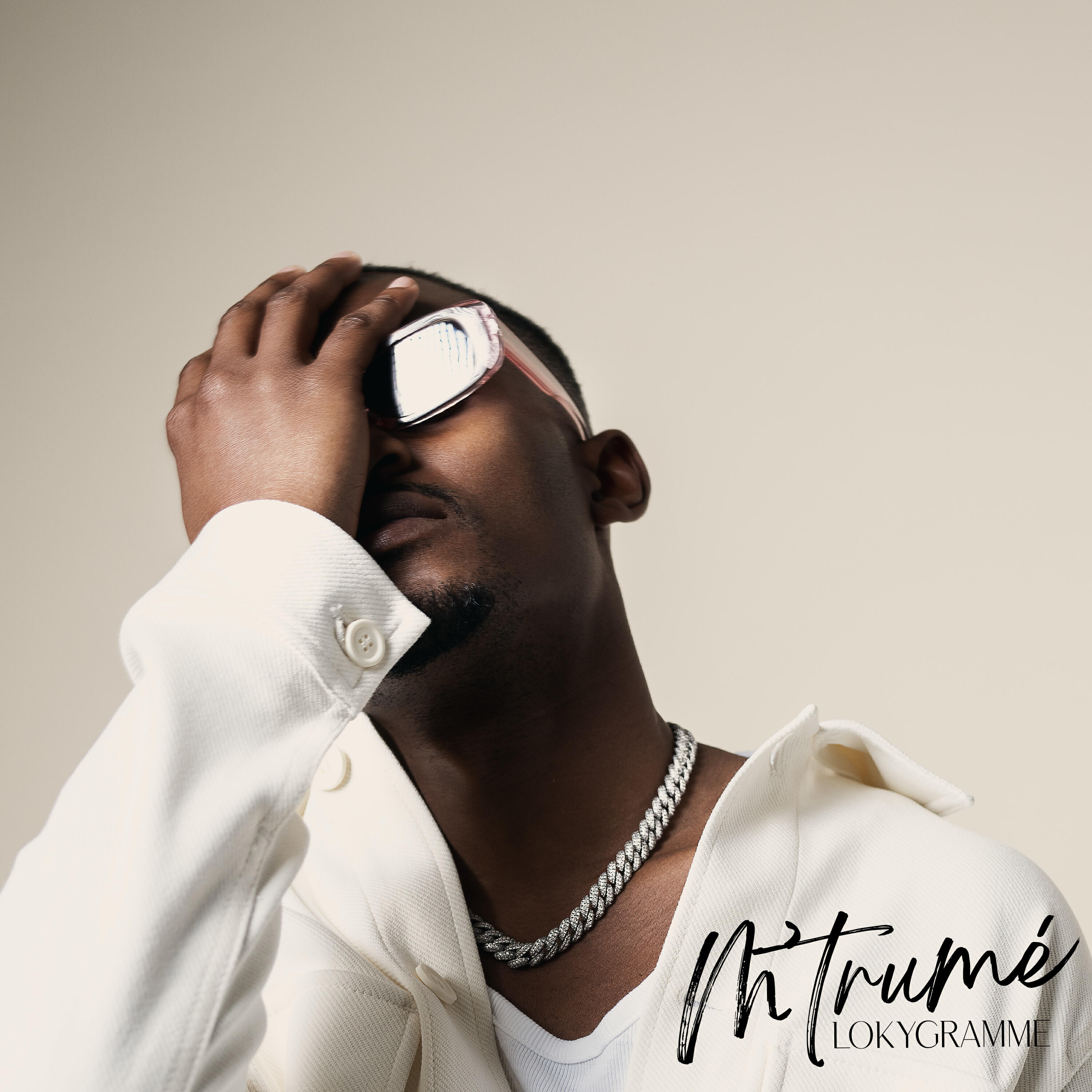 Релиз M’TRUMÉ