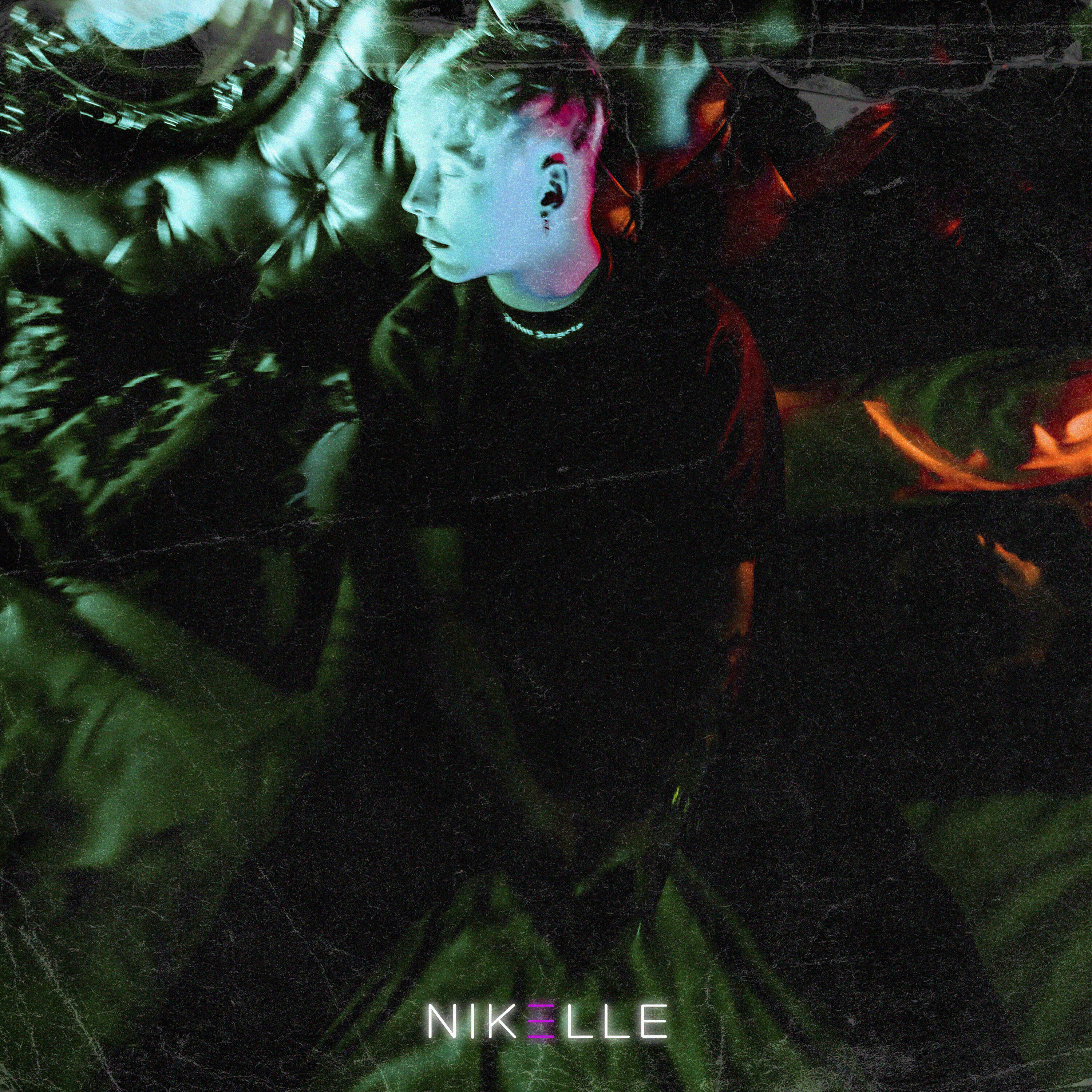Скачать песню Nikelle - Не узнает твой бой бесплатно в MP3 для Android и iOS