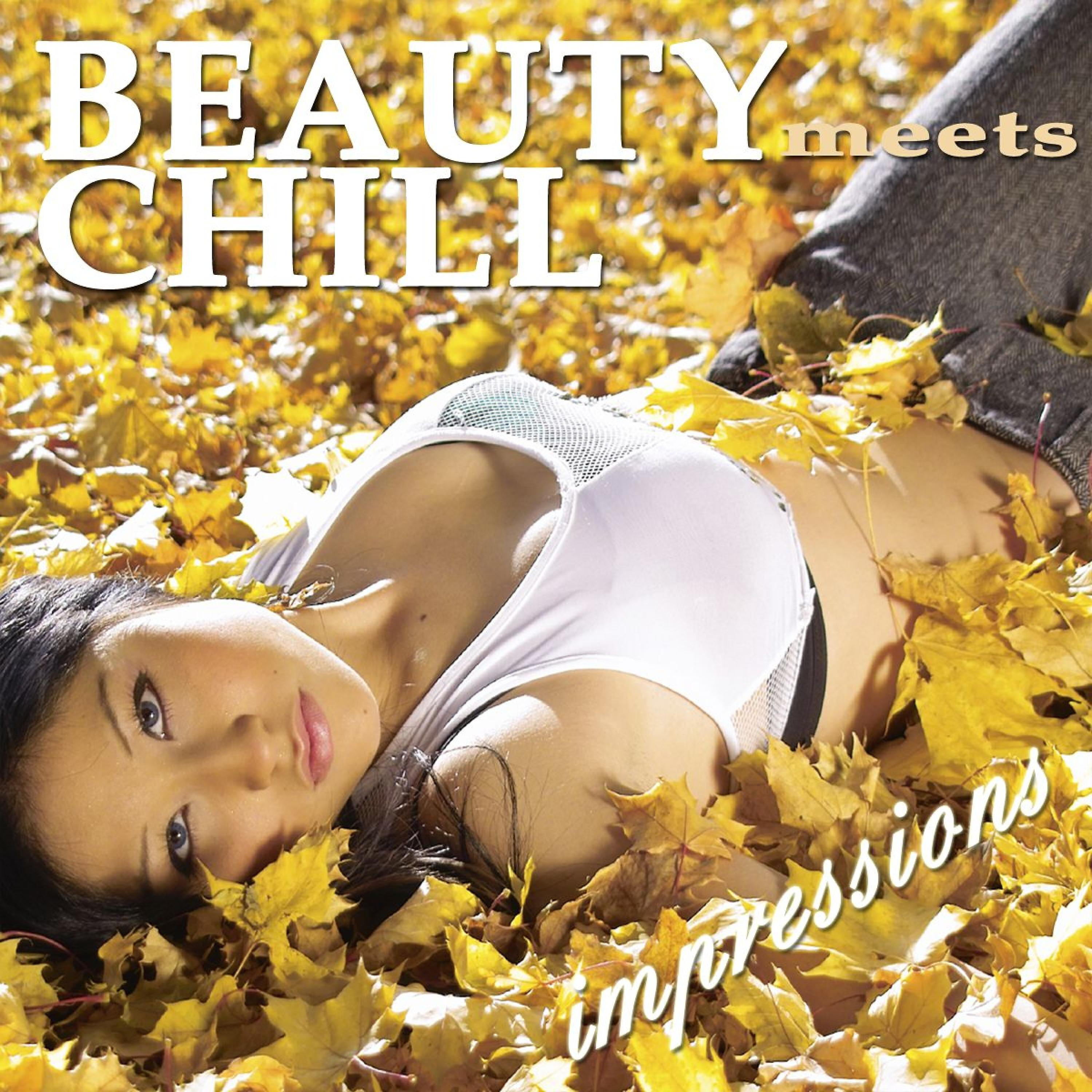 Трек Midnight Sun (Chillout Mix)