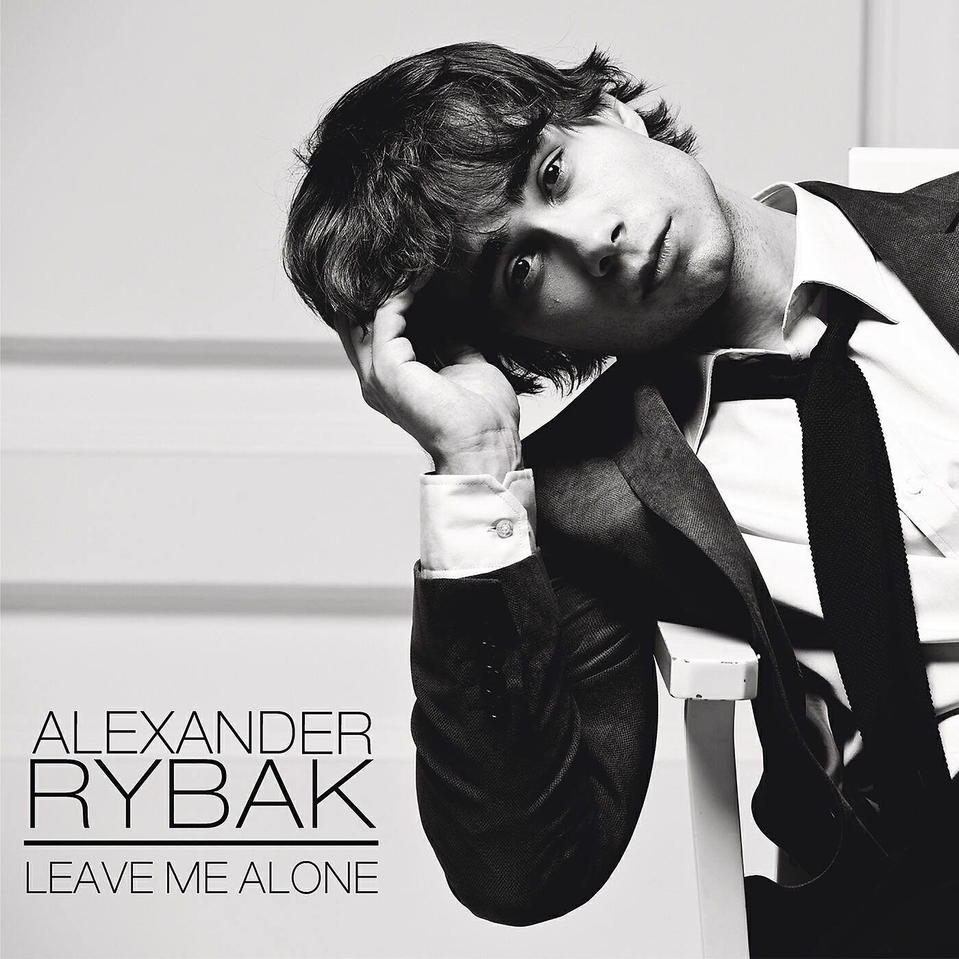 Релиз Leave Me Alone