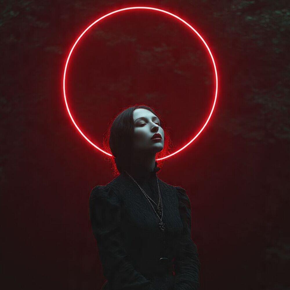 Релиз Distant Voices