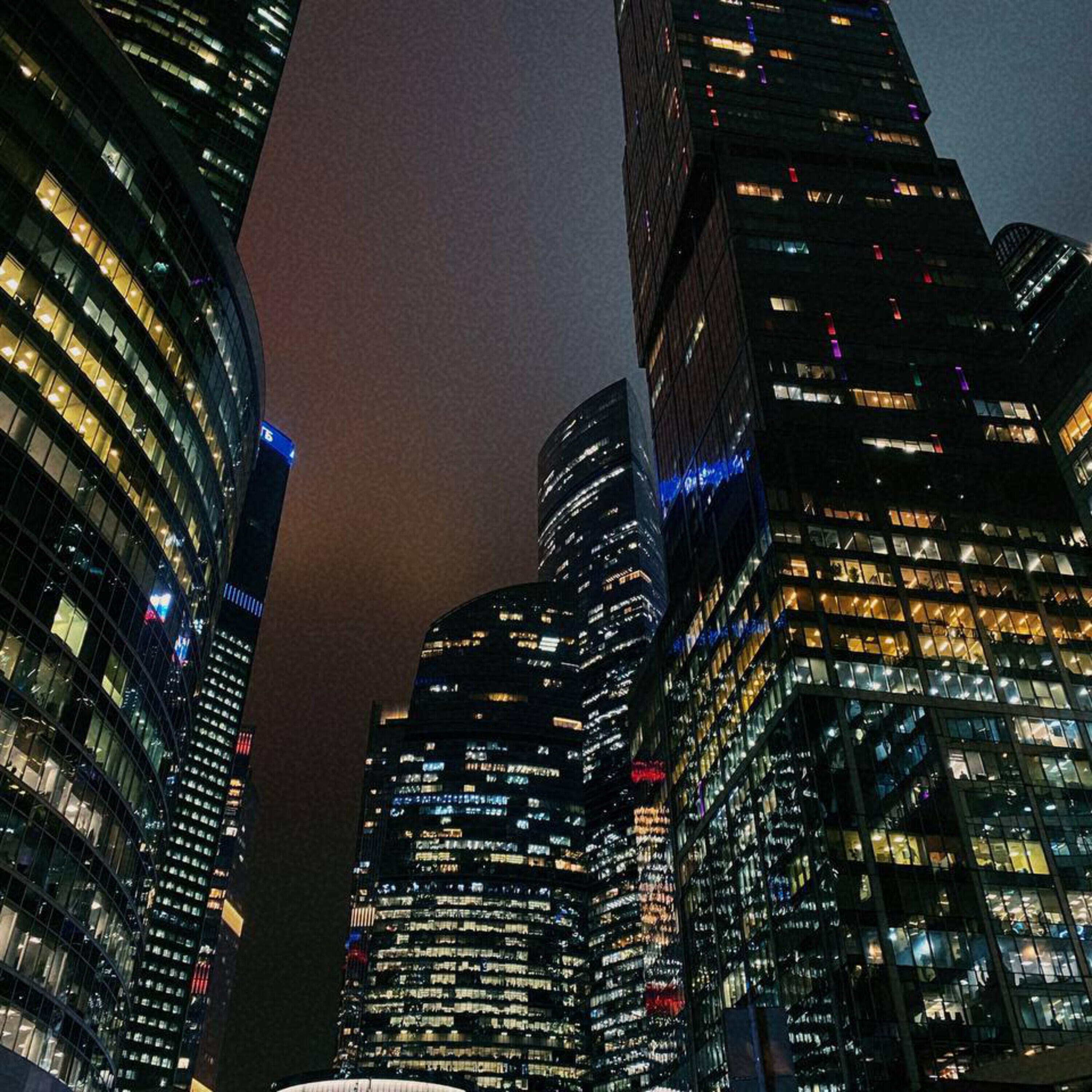 Релиз Big City Life