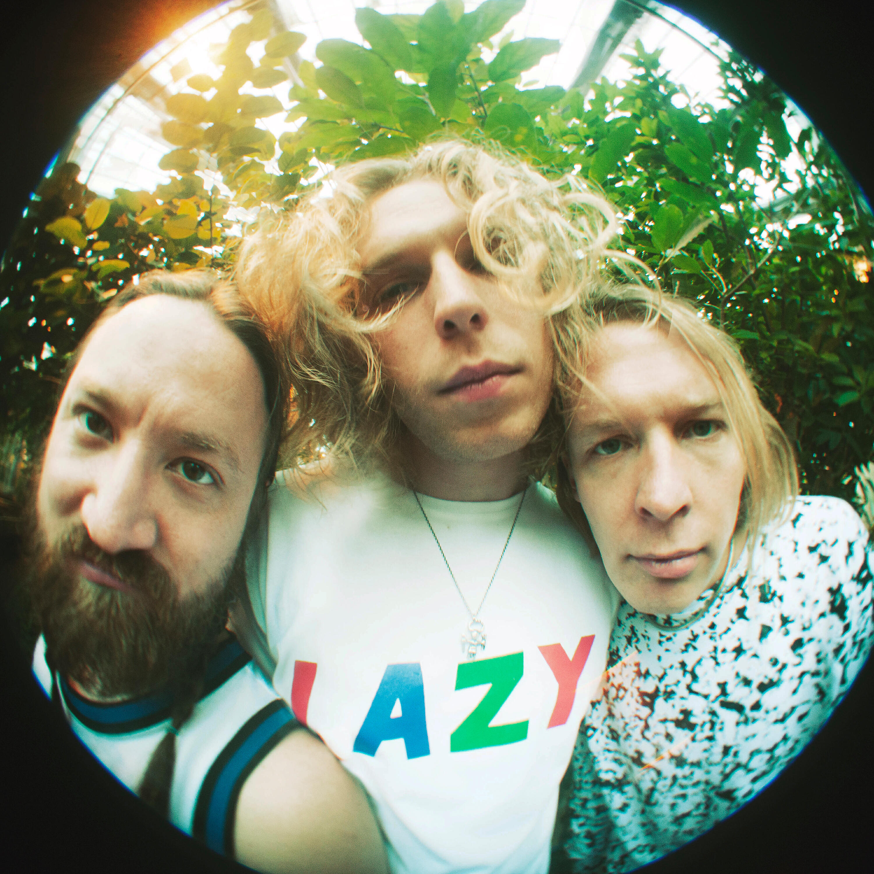 Релиз Come into My Room