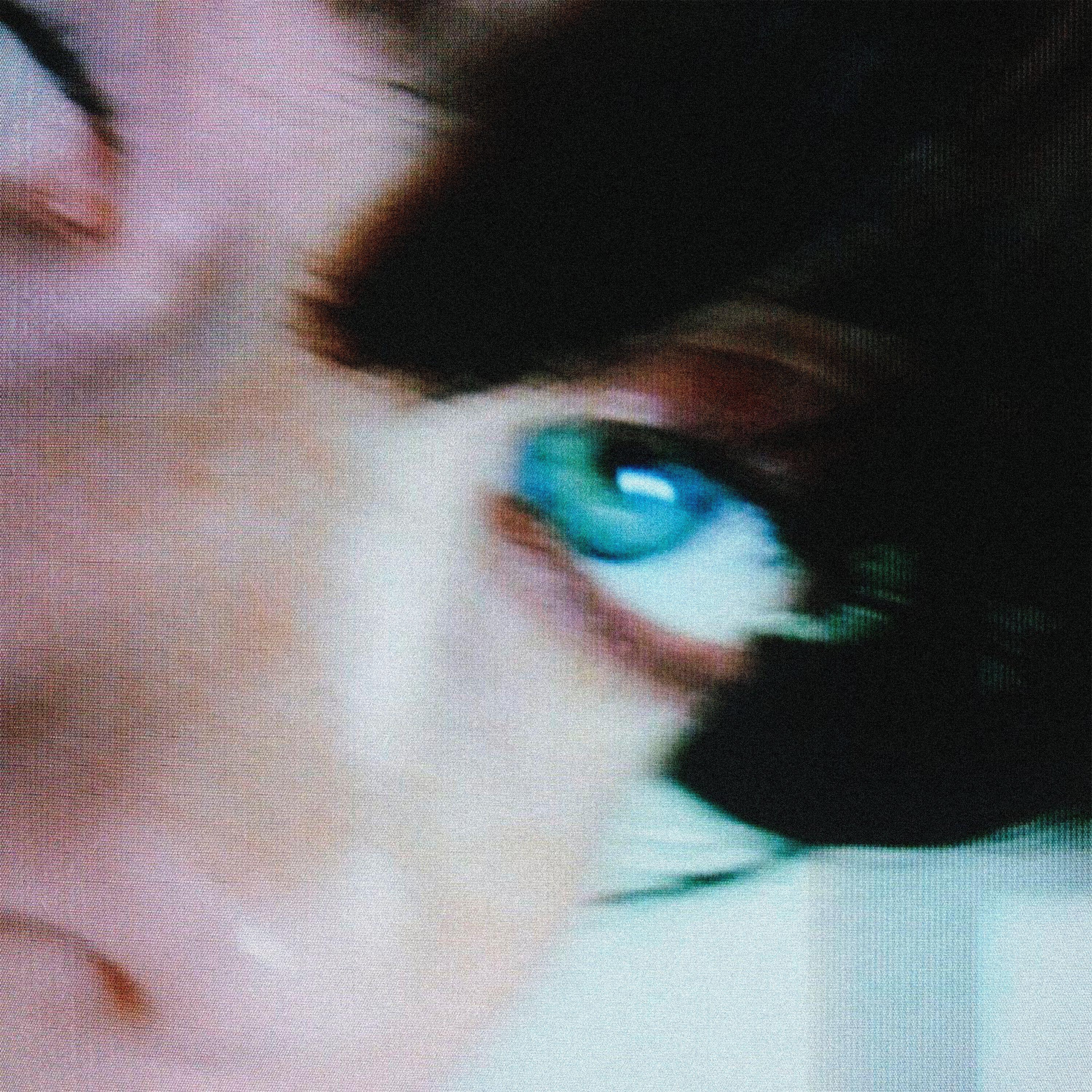 Релиз Blue Eyes