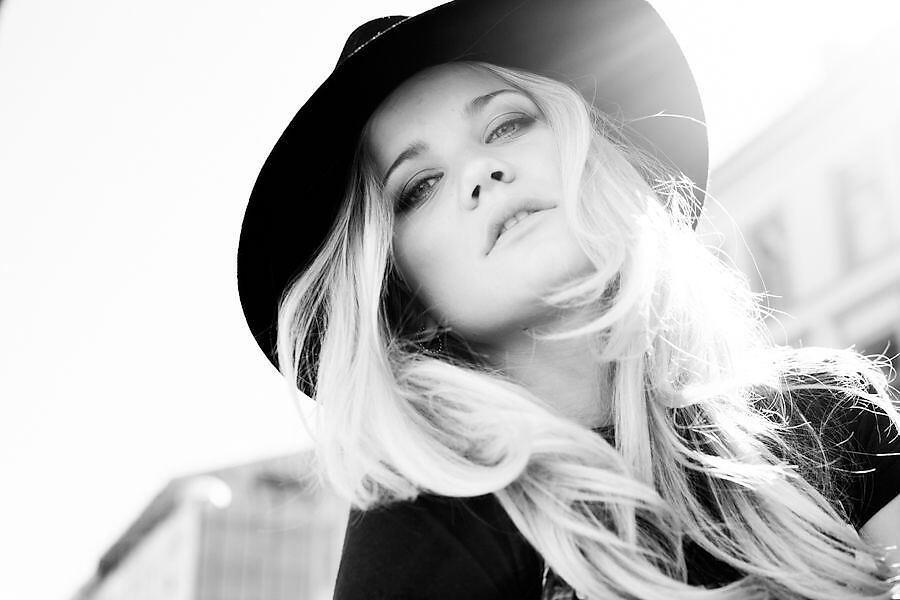 Sandra Lyng все песни в mp3
