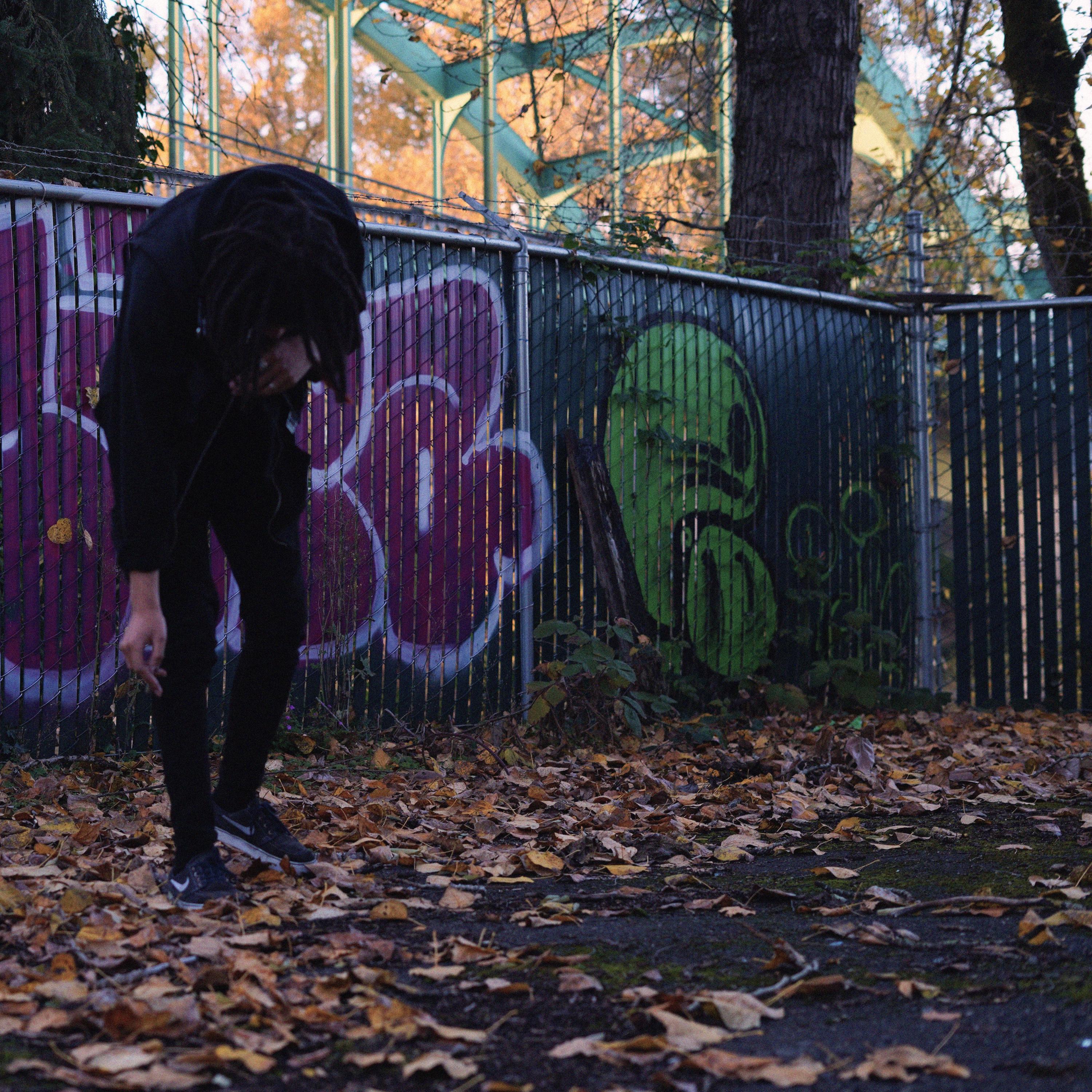 Релиз SET ME FREE