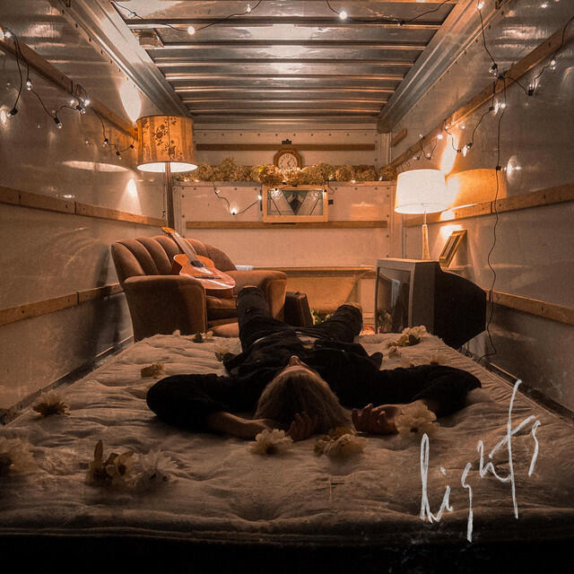 Релиз lights