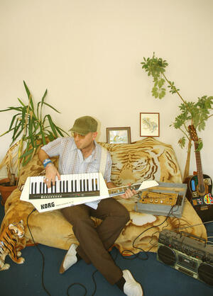 Nylon Rhythm Machine