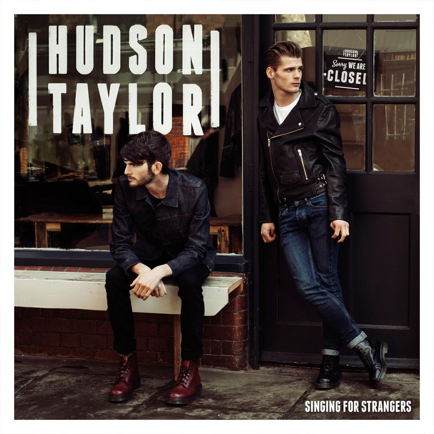 Релиз Singing For Strangers