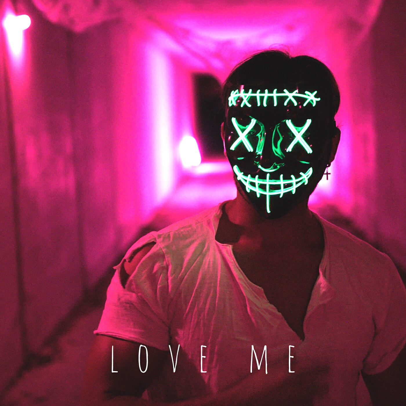 Релиз Love Me
