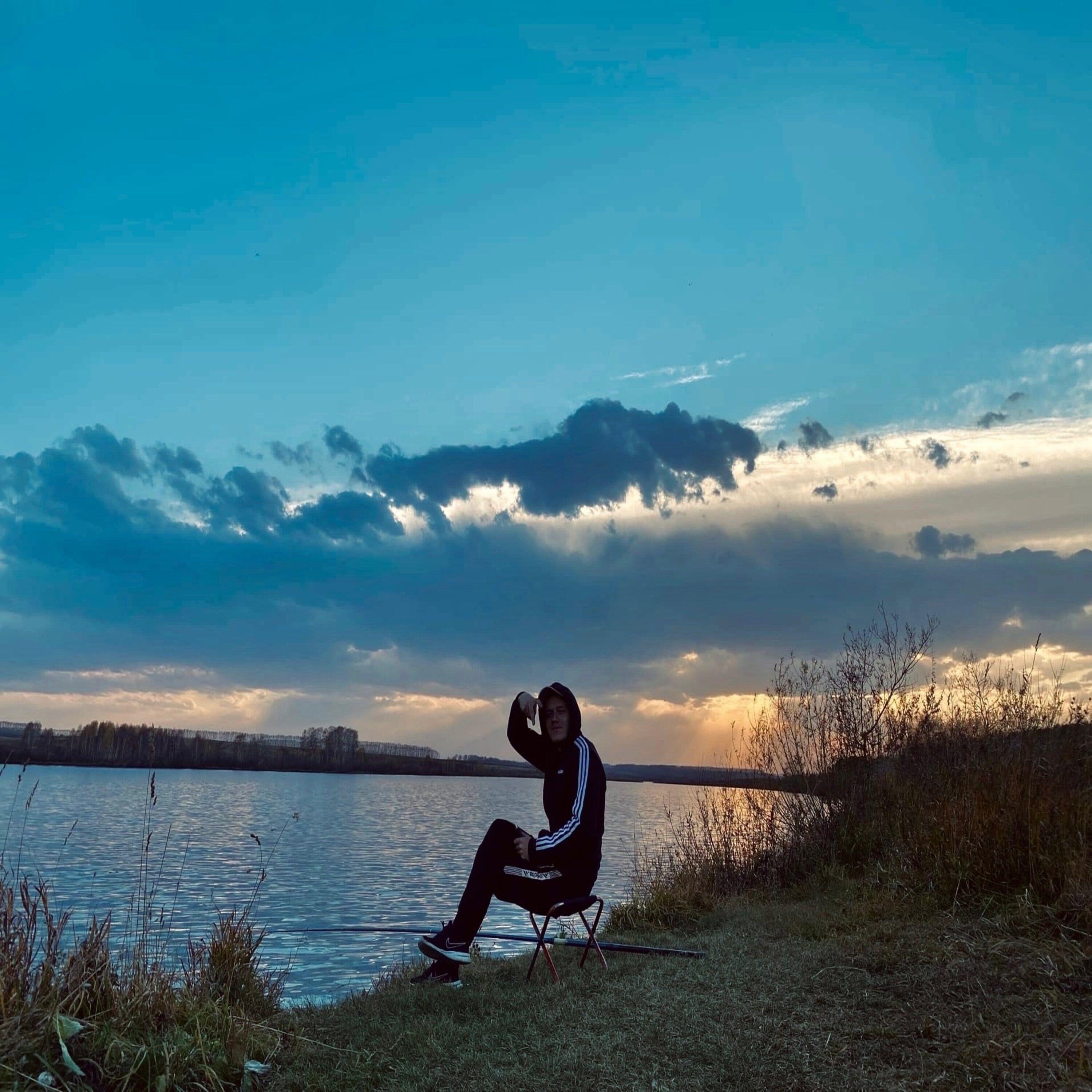 Релиз loneliness