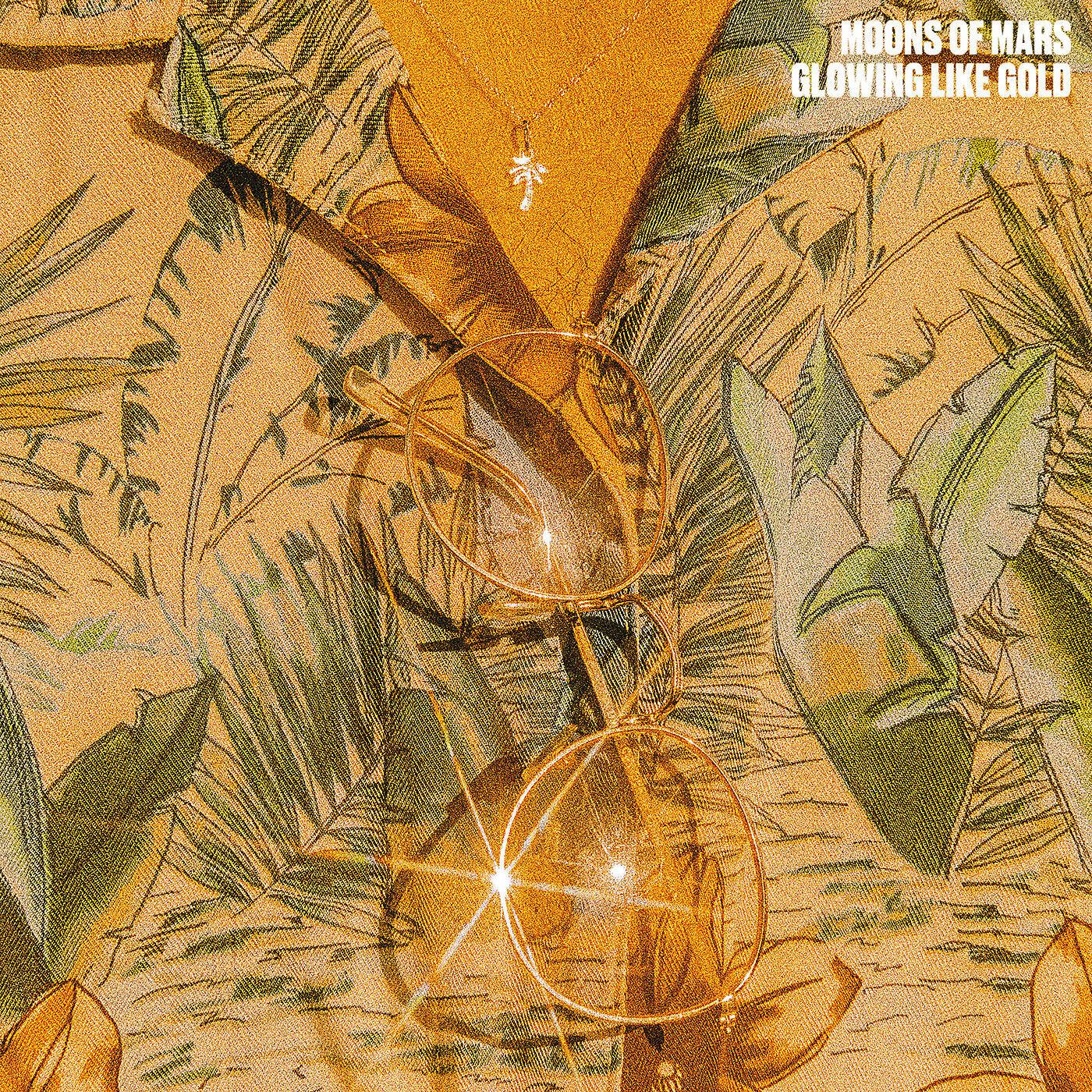 Релиз Glowing Like Gold