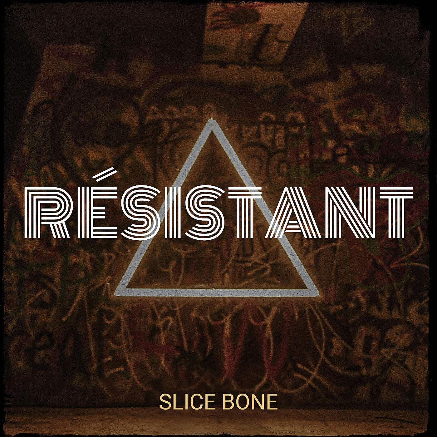 Релиз Résistant