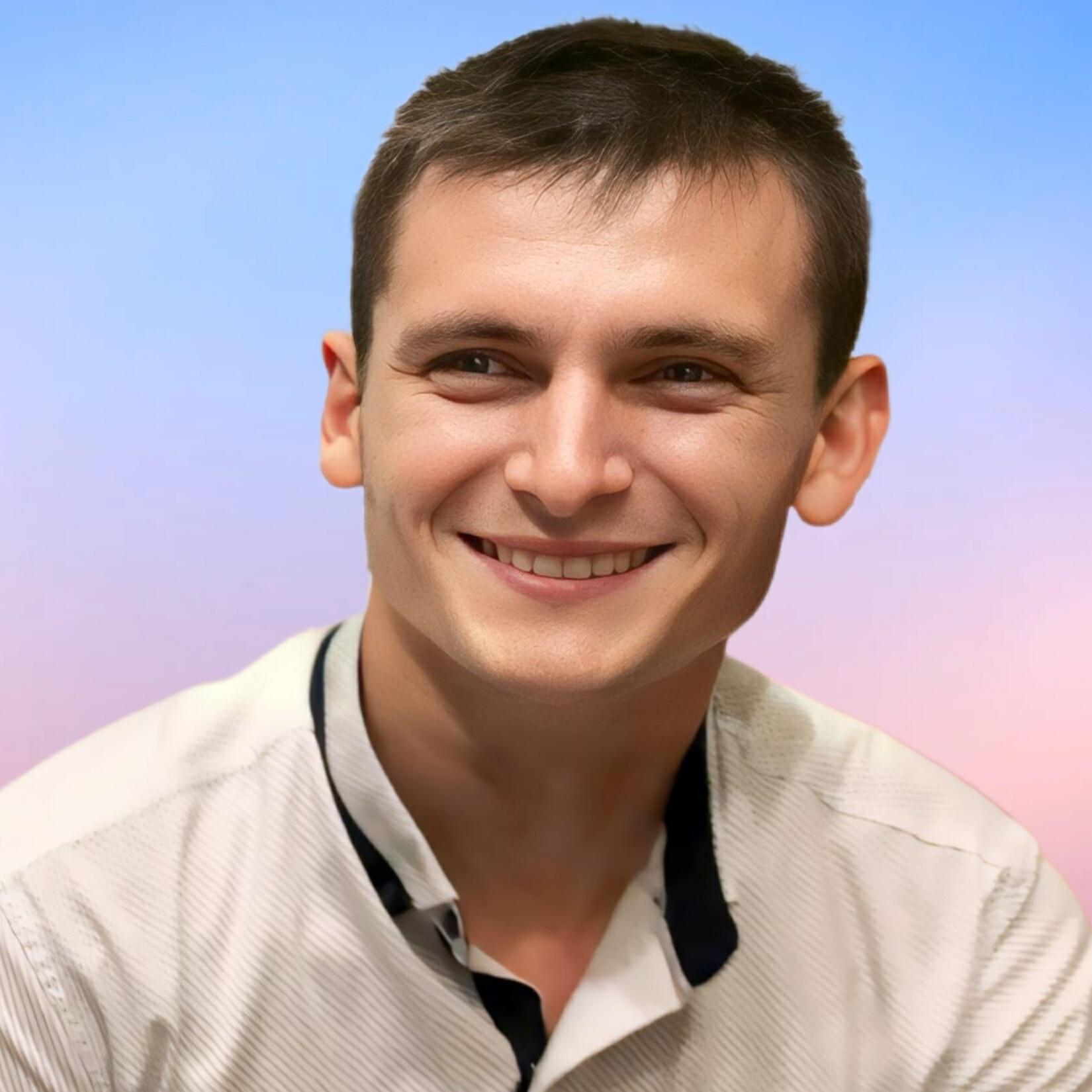Михаил Карасени