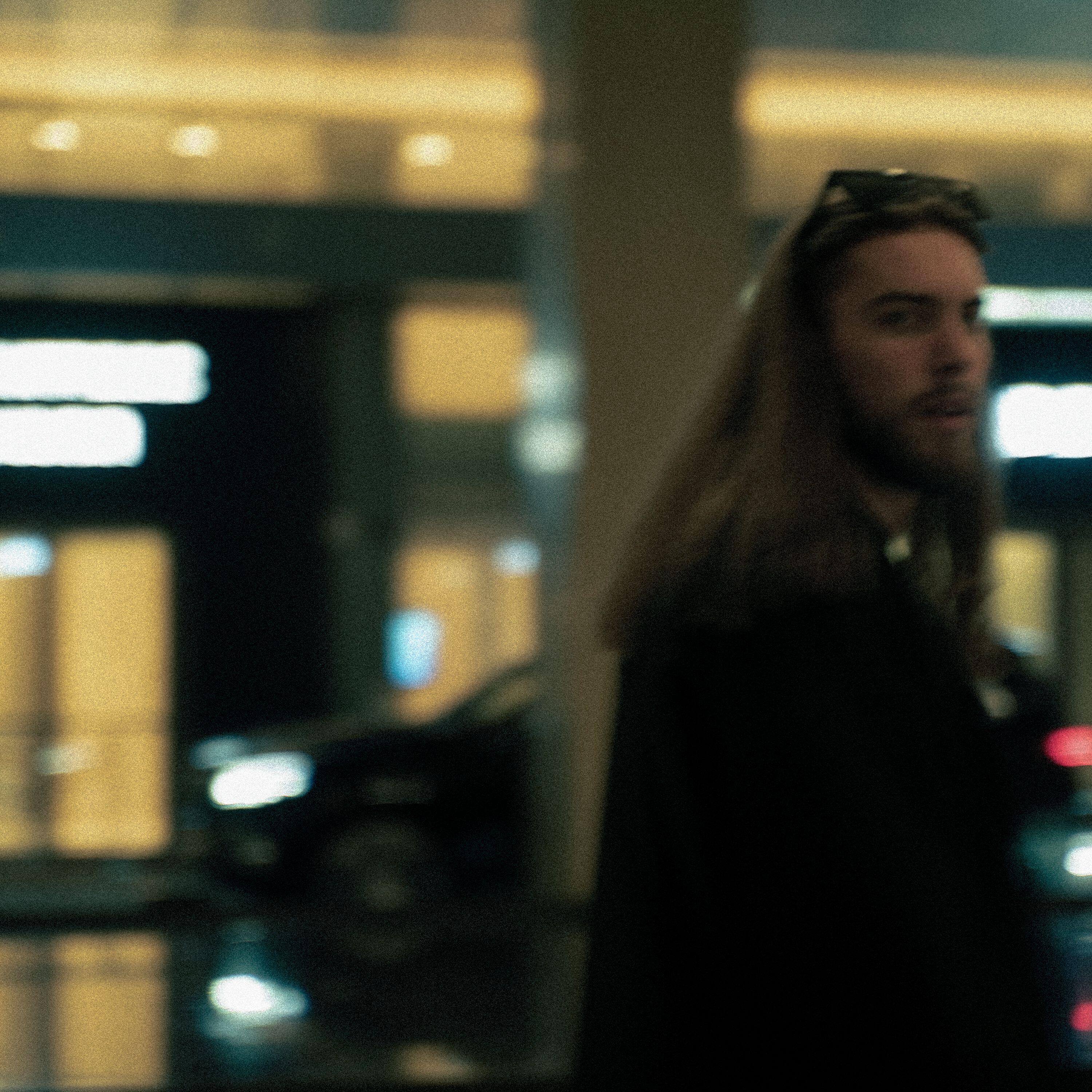 Релиз Холодные глаза