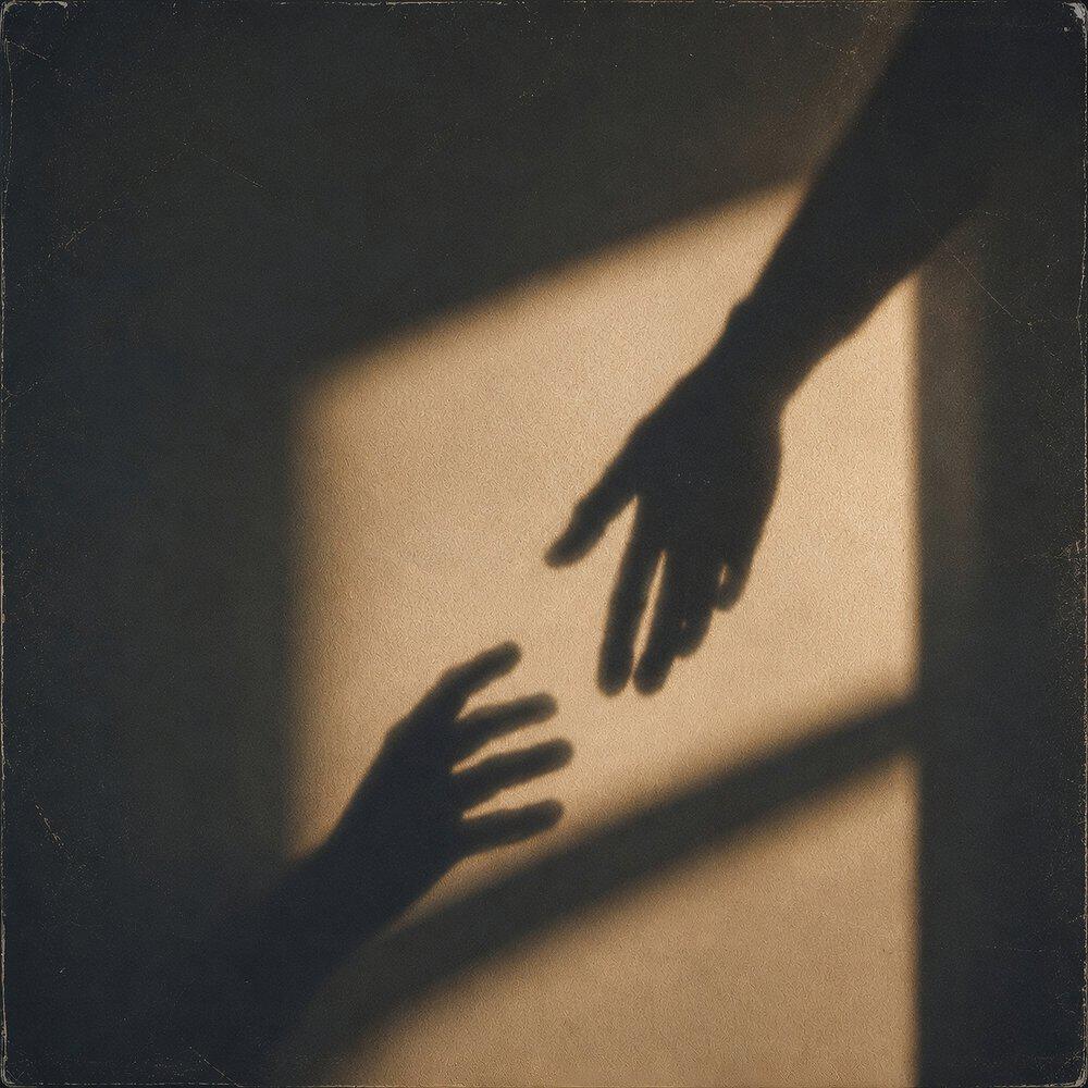 Релиз Hands on Me