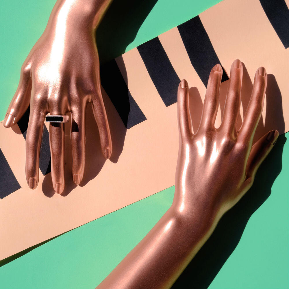 Релиз Hiperrealidad