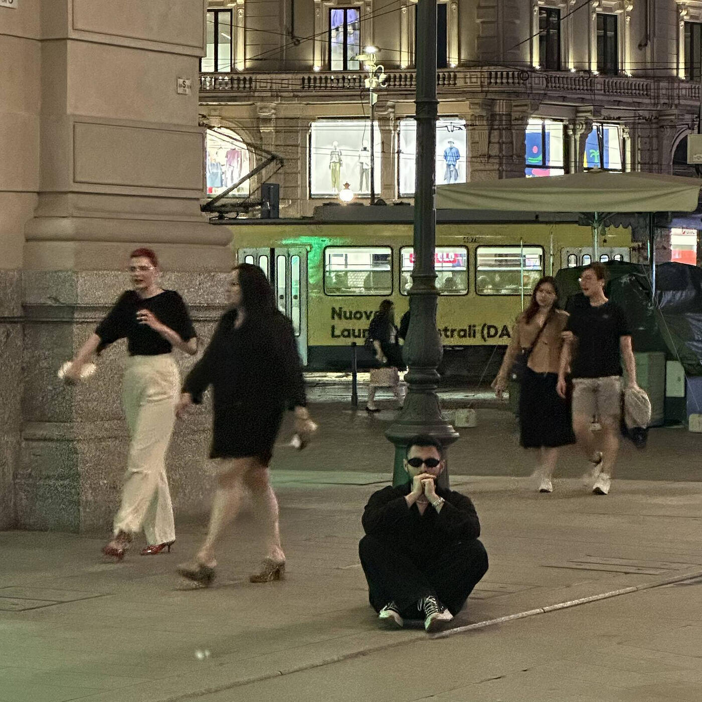 Релиз Duvarlar