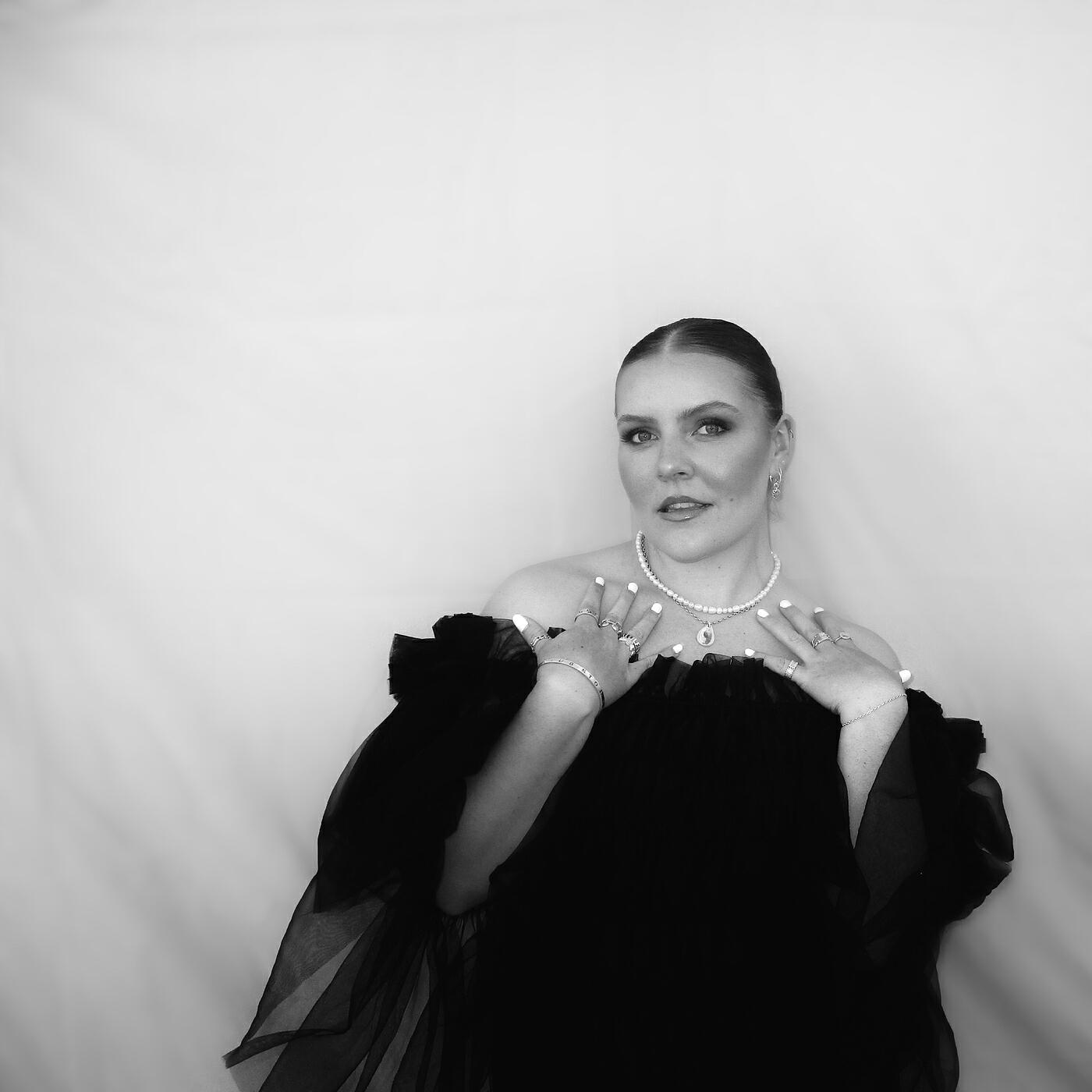 Релиз Love a Stranger