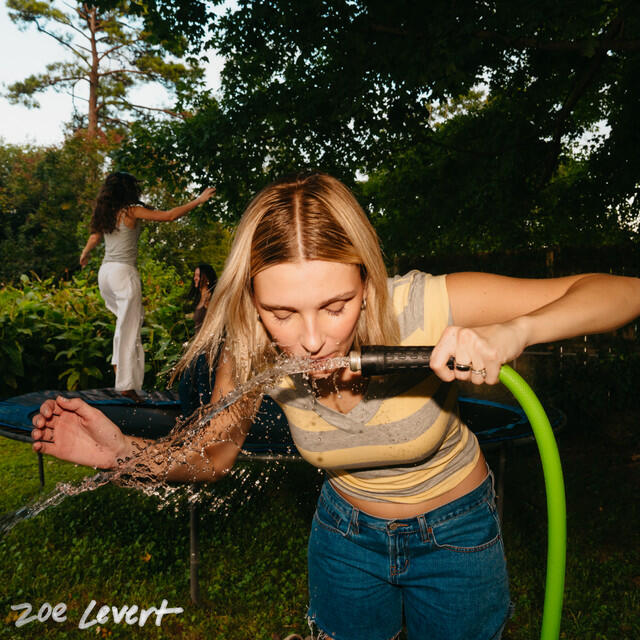 Zoe Levert