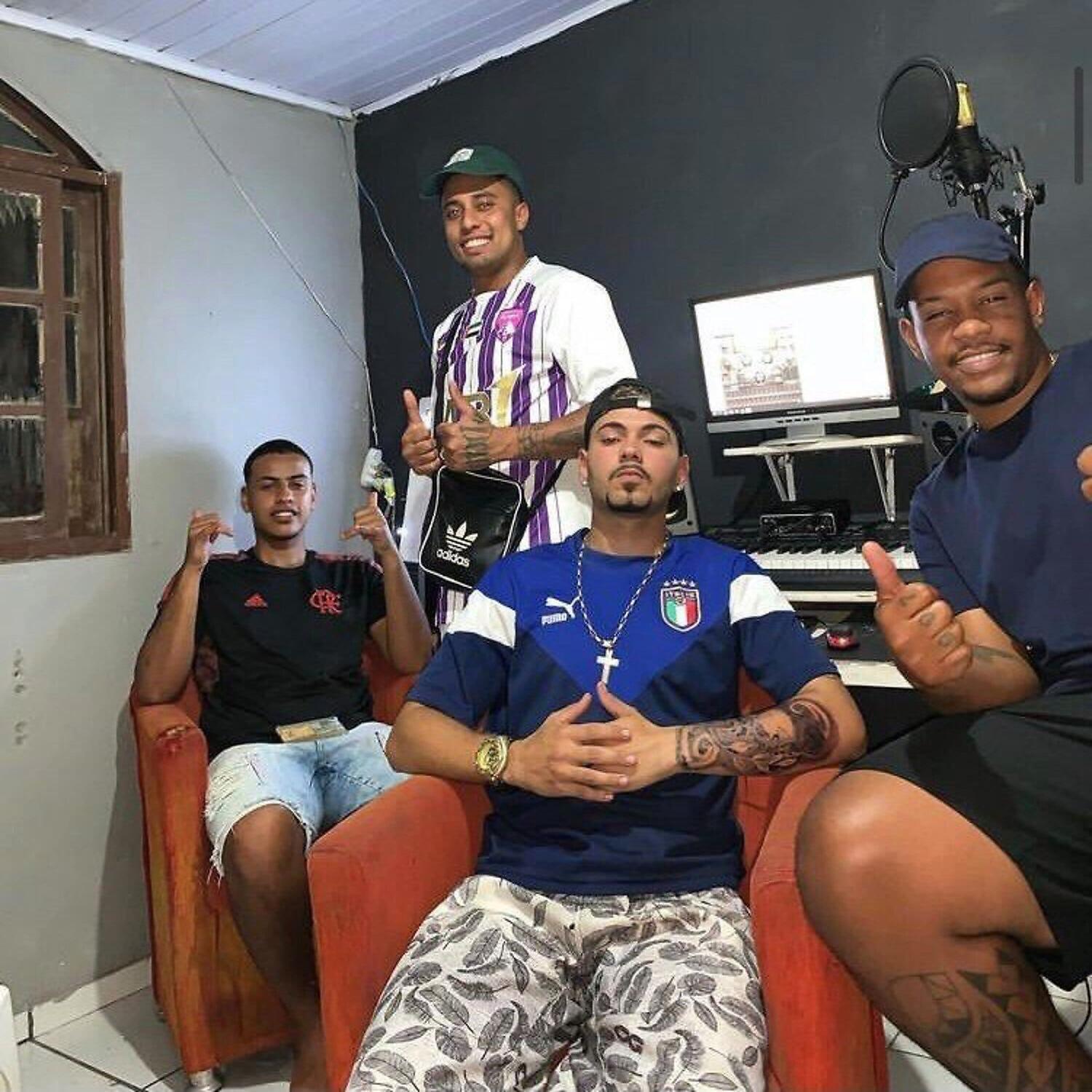MC Lukinhas da Lacoste
