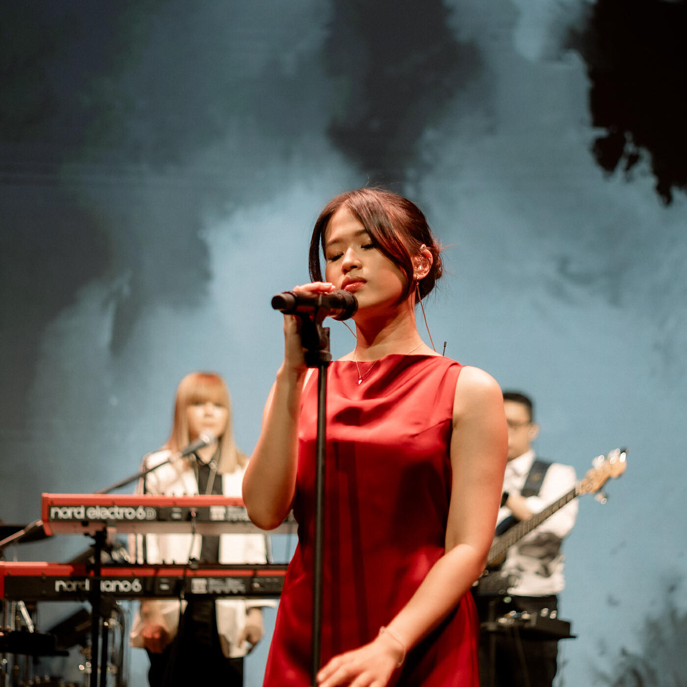 Релиз Number One Girl (Live)
