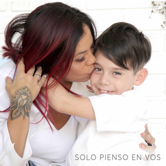 Релиз Solo Pienso en Vos