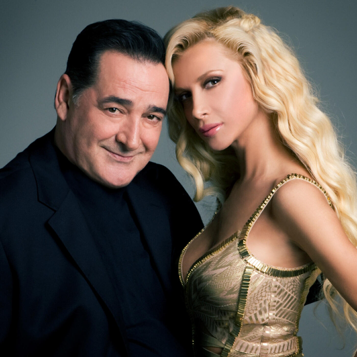 Релиз I Agapi Ine Thiella