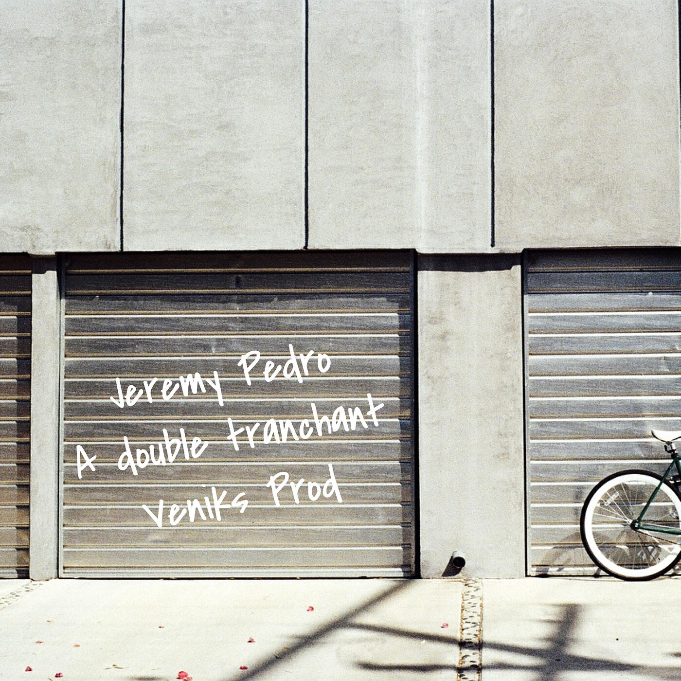 Релиз A double tranchant