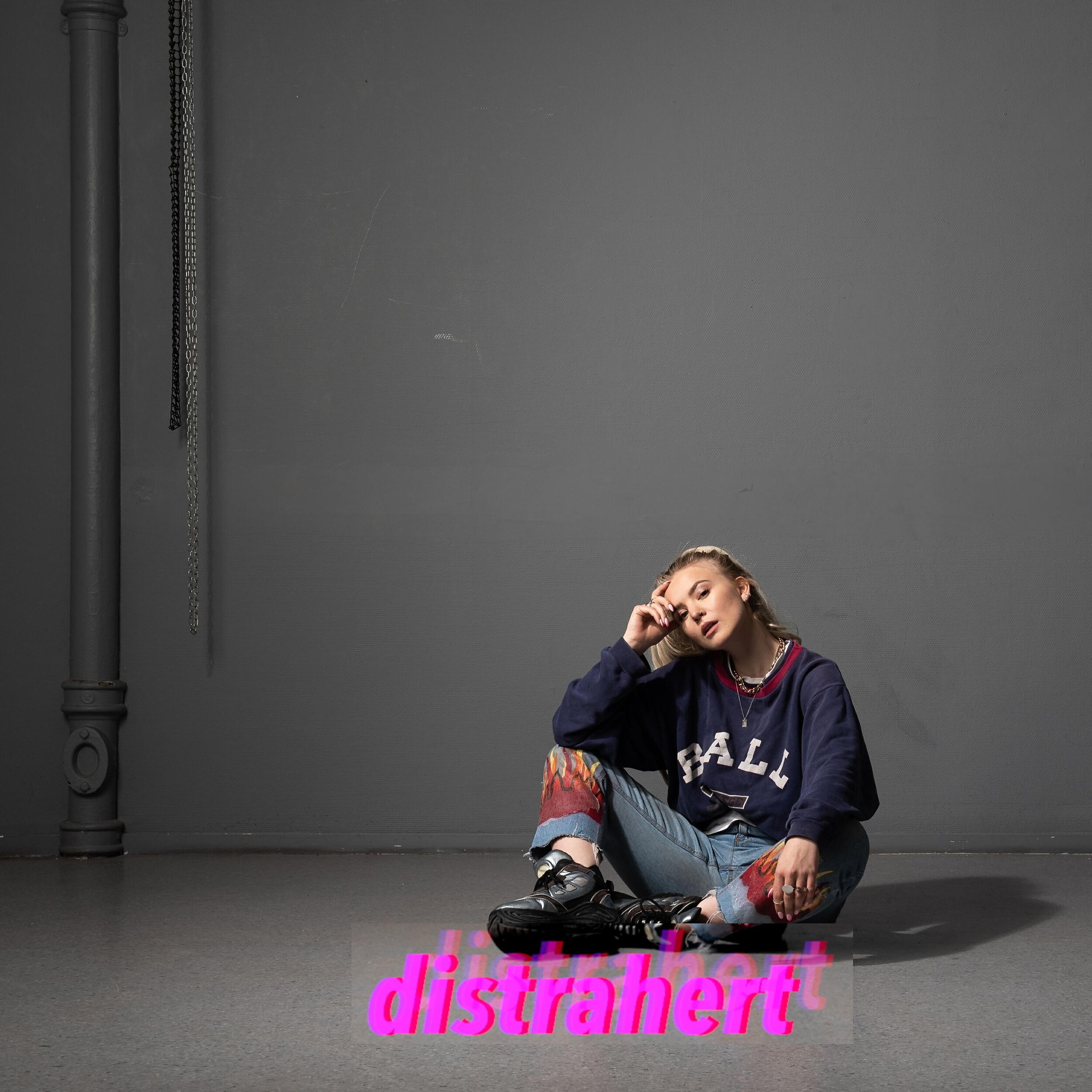 Релиз distrahert