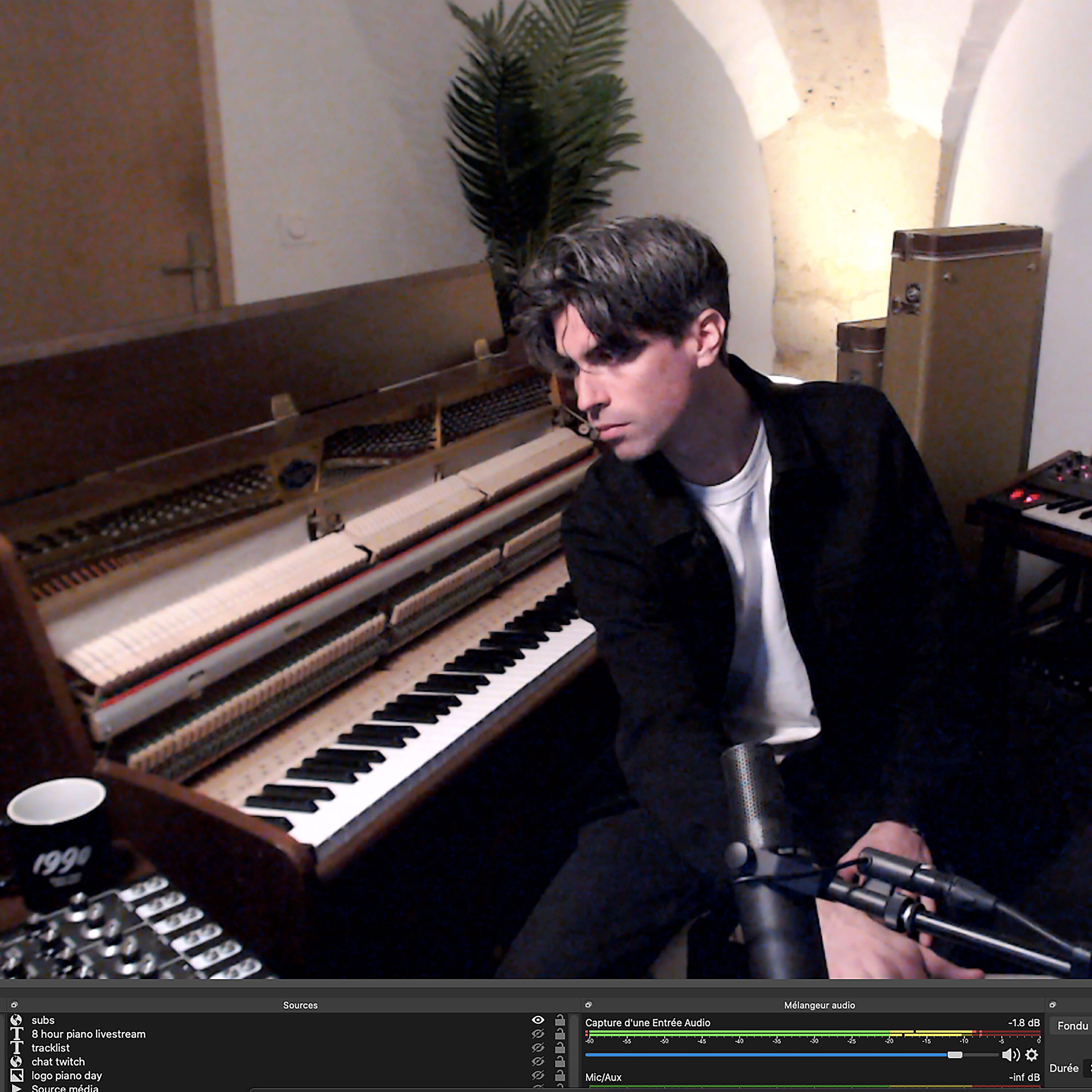 Релиз 8-hour livestream