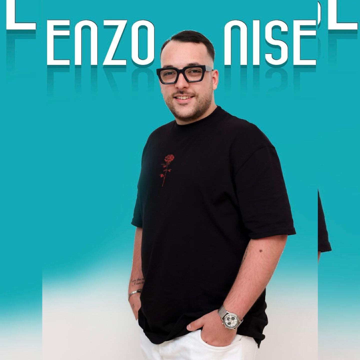 Релиз Scugnizza / 'O Surdato 'Nnamurato / 'O Curniciello / 'O Sarracino / Russulella / Nammurato E Te