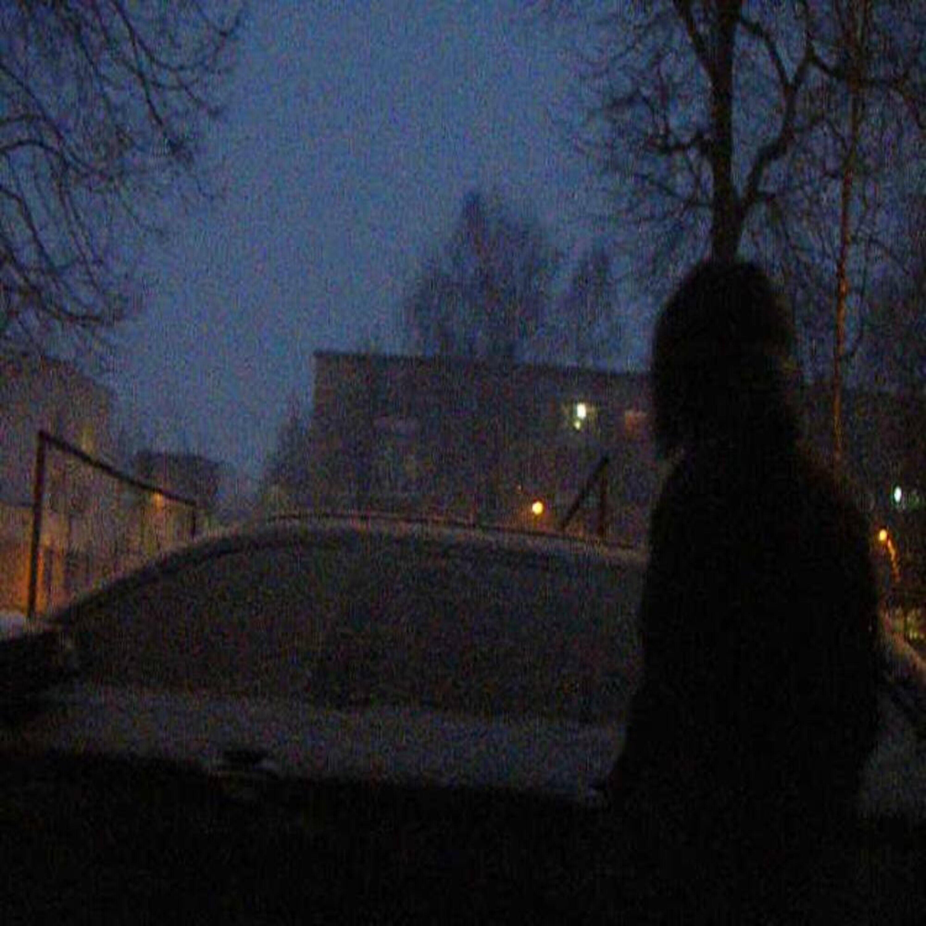 Релиз she broke my heart
