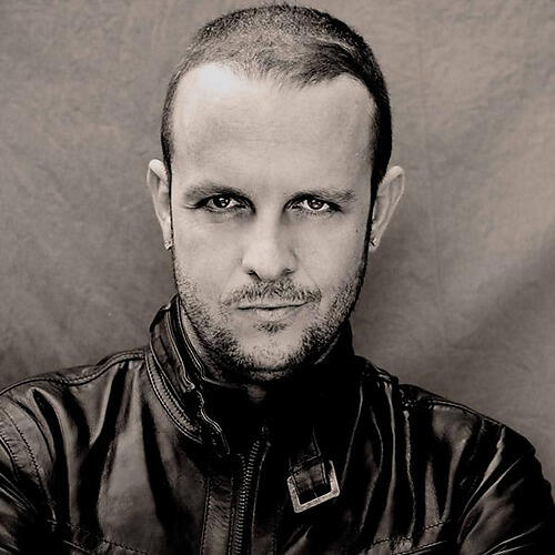 David Penn & Rober Gaez