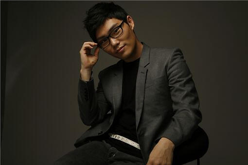 김범수 (Kim Bum Soo)