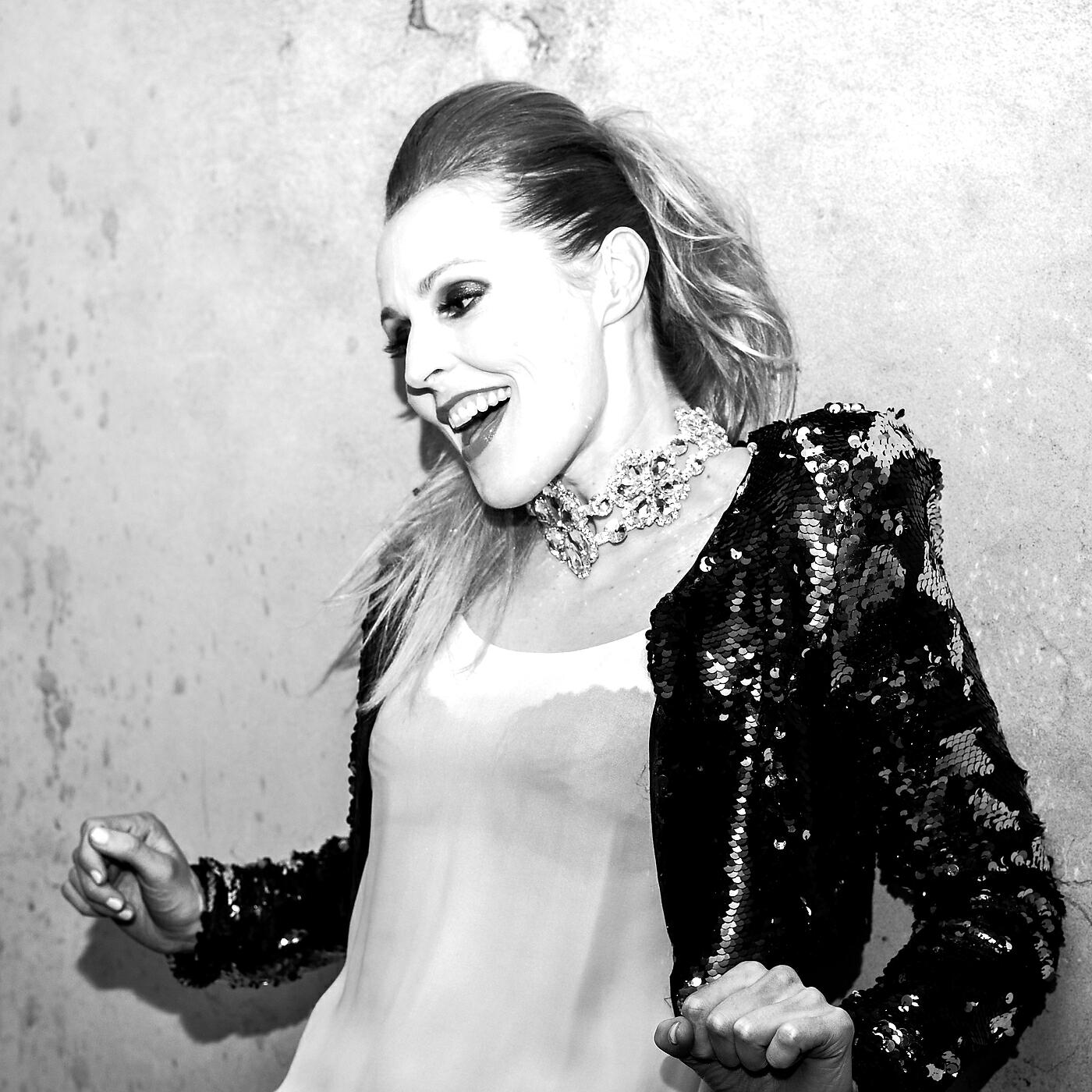 Релиз Right Through Me (Remix)