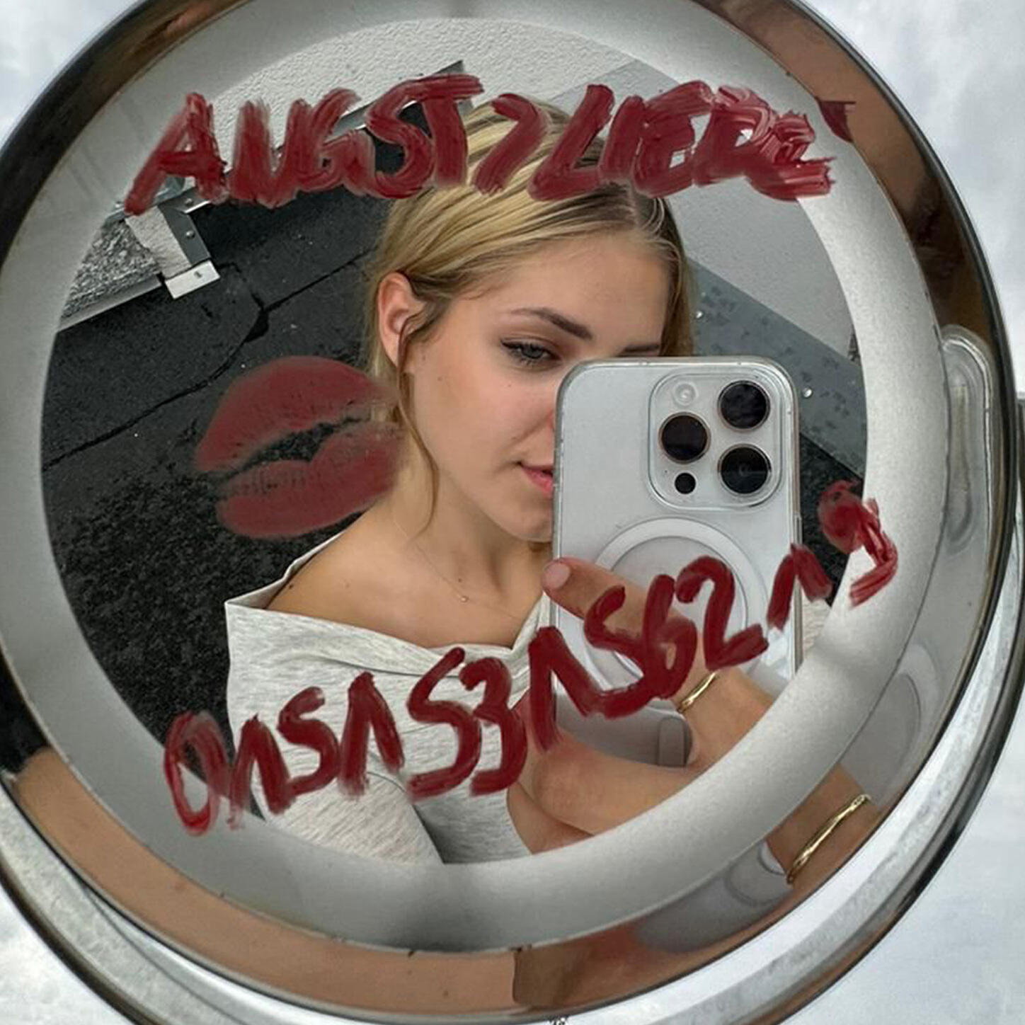 Релиз ANGST>LIEBE