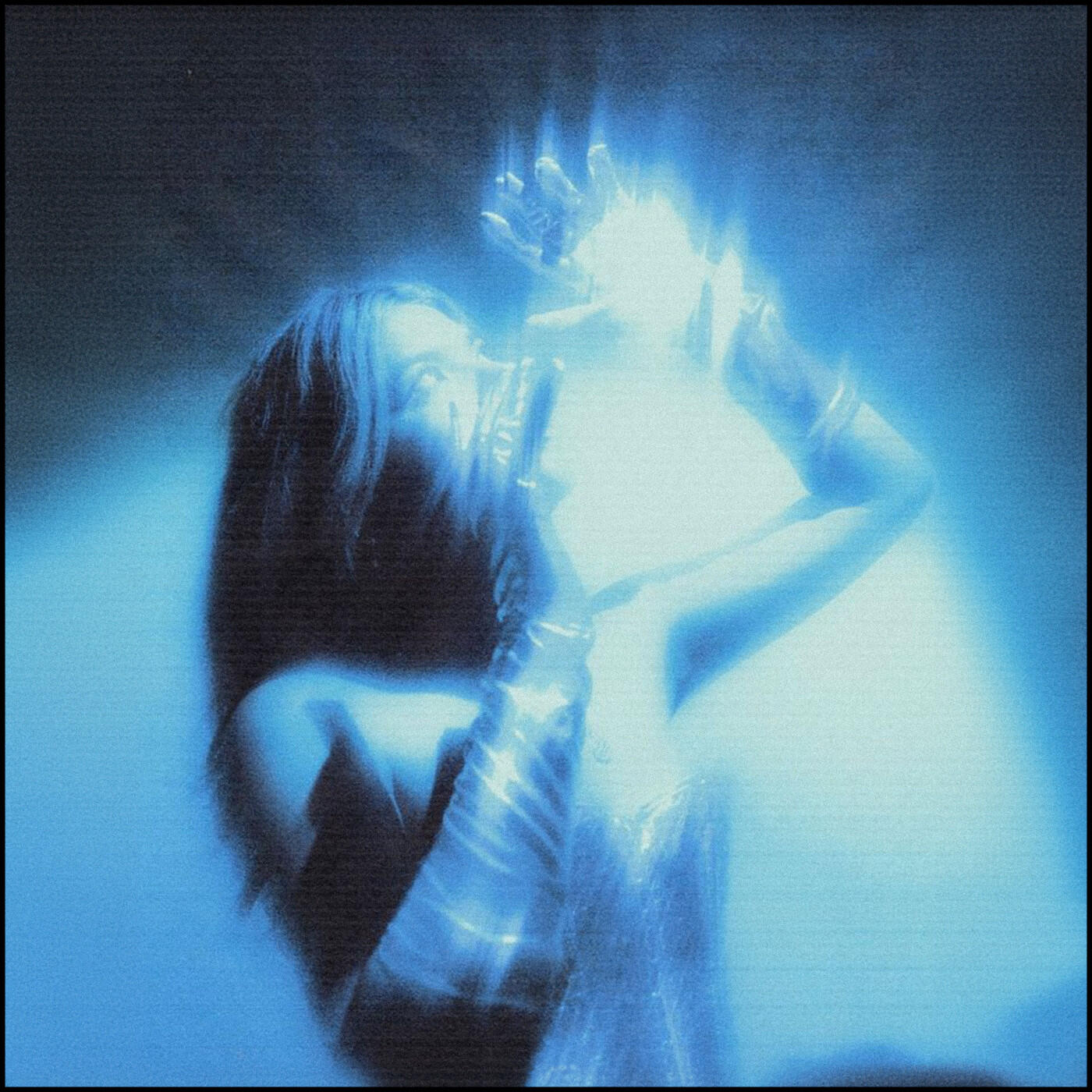 Релиз hold on