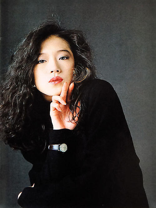 Akina Nakamori