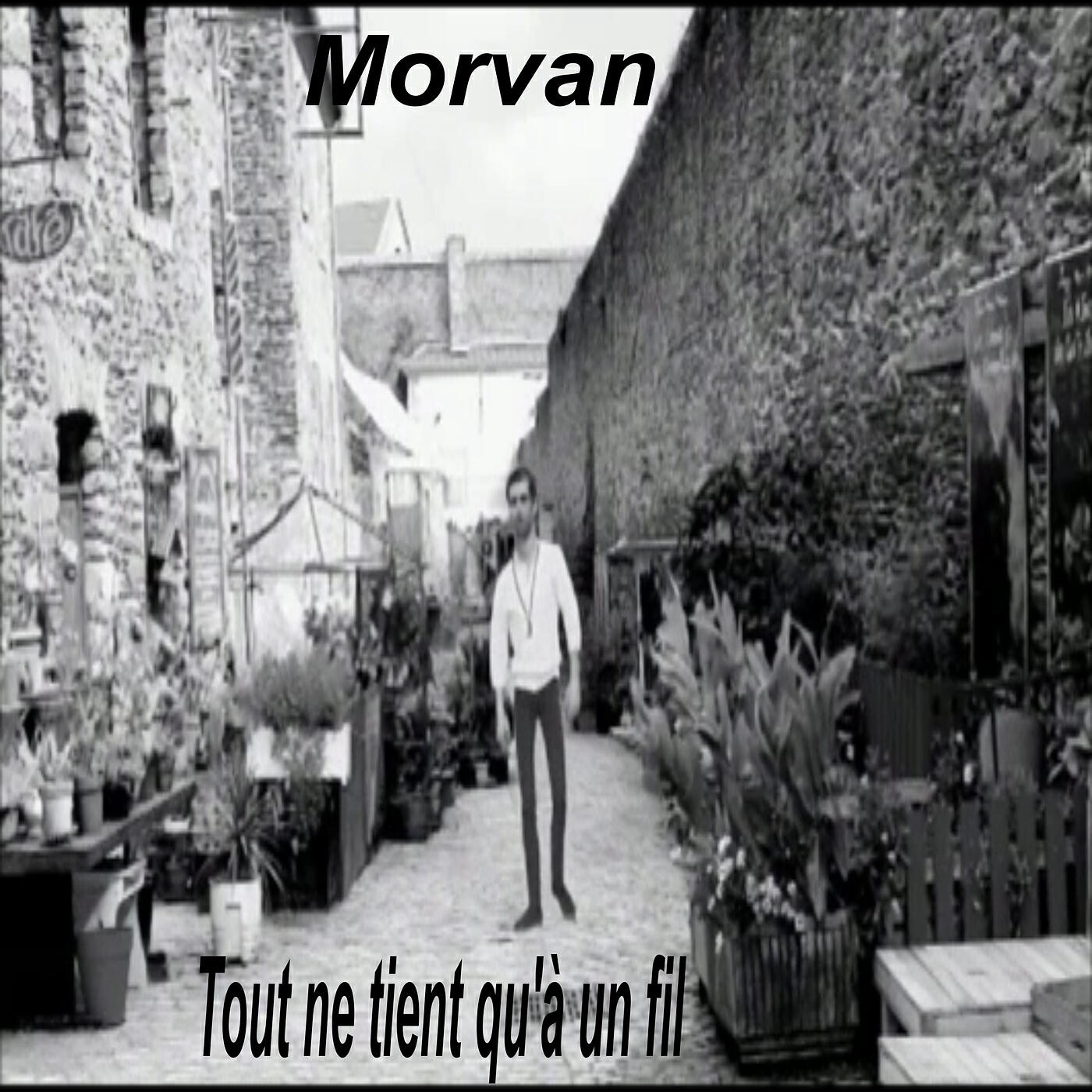 Релиз Tout ne tient qu'à unfil