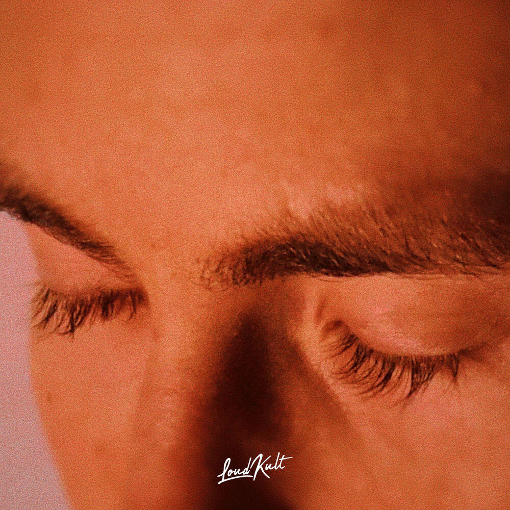 Релиз Eyes Closed